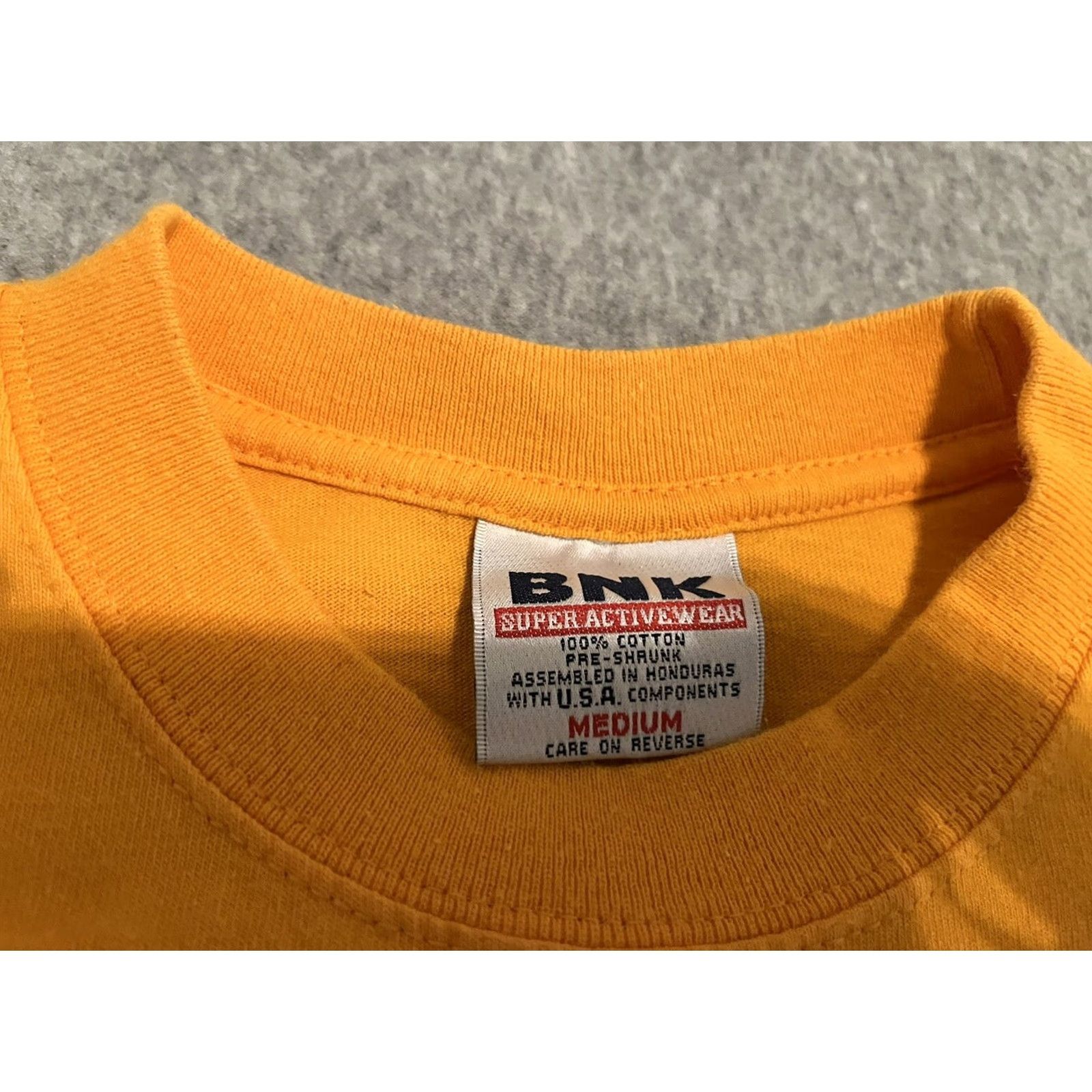 NBA VINTAGE Nike Shirt LAKERS Yellow 2004 NBA Playoffs Kobe Shaq Medium Mens T-Shirt Yellow LAKERS Shirt 2004 NBA Playoffs Mens M Size US M / EU 48-50 / 2 - 3 Thumbnail