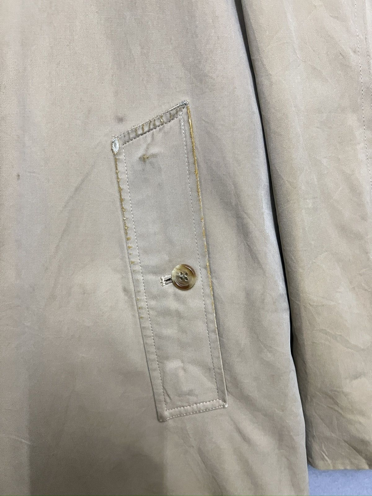 Burberry 346. Vintage Burberrys Maruzen Tokyo trench coat Size US L / EU 52-54 / 3 - 5 Thumbnail