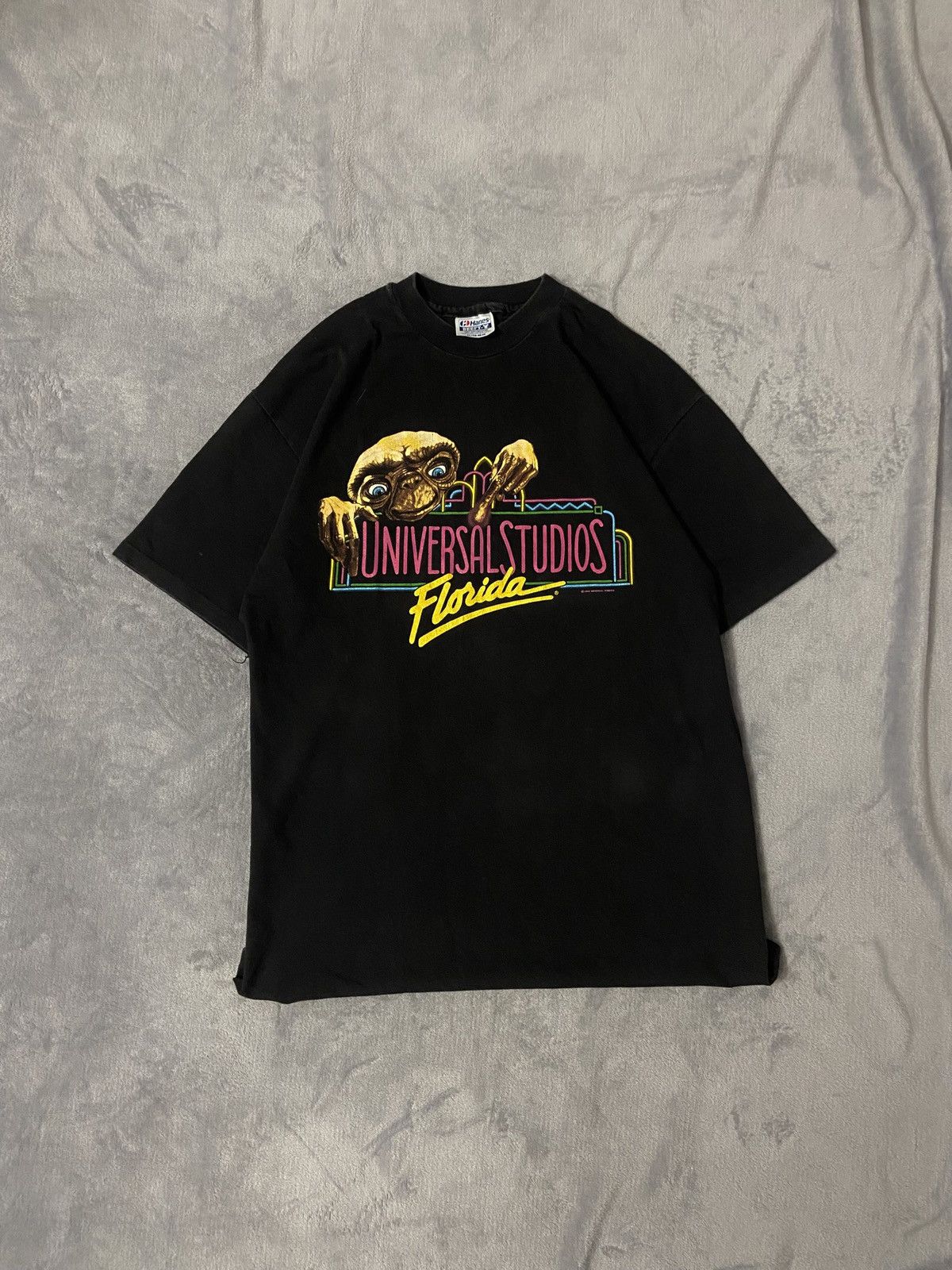 Universal Studios Universal studios vintage tshirt 80s streetwear Size US XL / EU 56 / 4 - 1 Thumbnail