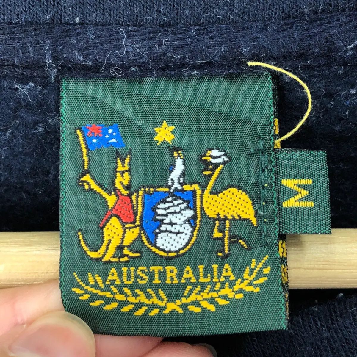 Vintage Vtg AUSTRALIA PERTH Center Flag Logo Turtleneck Sweatshirt Size M / US 6-8 / IT 42-44 - 6 Thumbnail