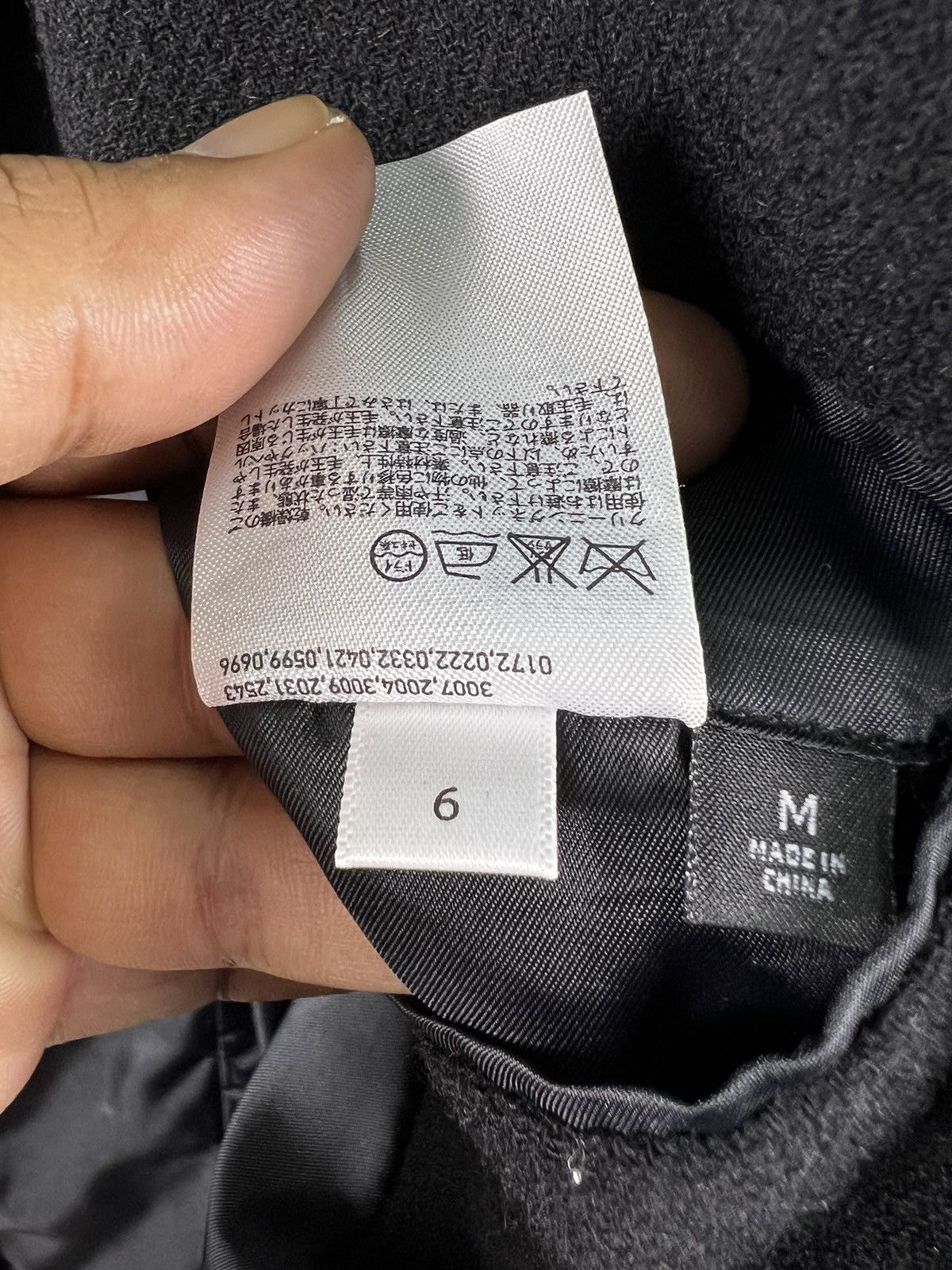 Jun Takahashi 🔥 Uniqlo Japan x Undercover Jun Takahashi Size US S / EU 44-46 / 1 - 10 Thumbnail