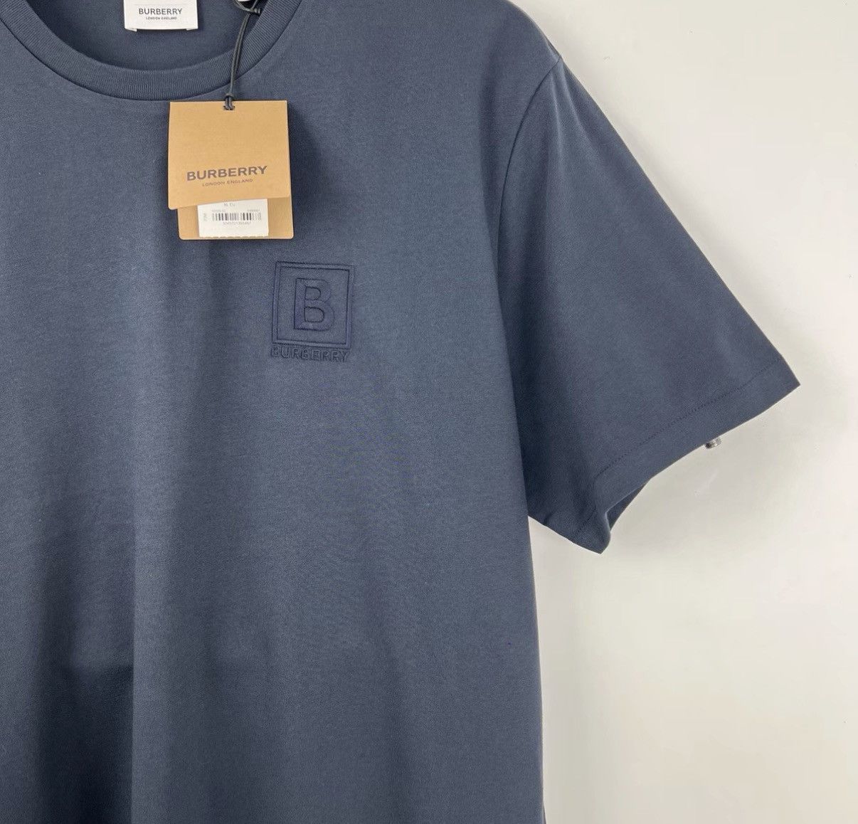 Burberry Burberry B Logo Embroidered Short Sleeve T-shirt K12 Size US XXL / EU 58 / 5 - 3 Thumbnail