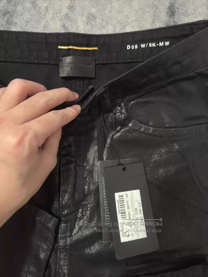 Saint Laurent Paris Saint Laurent Paris Black Coated Wax Crackle Claw Black Vi Size US 27 - 6 Thumbnail