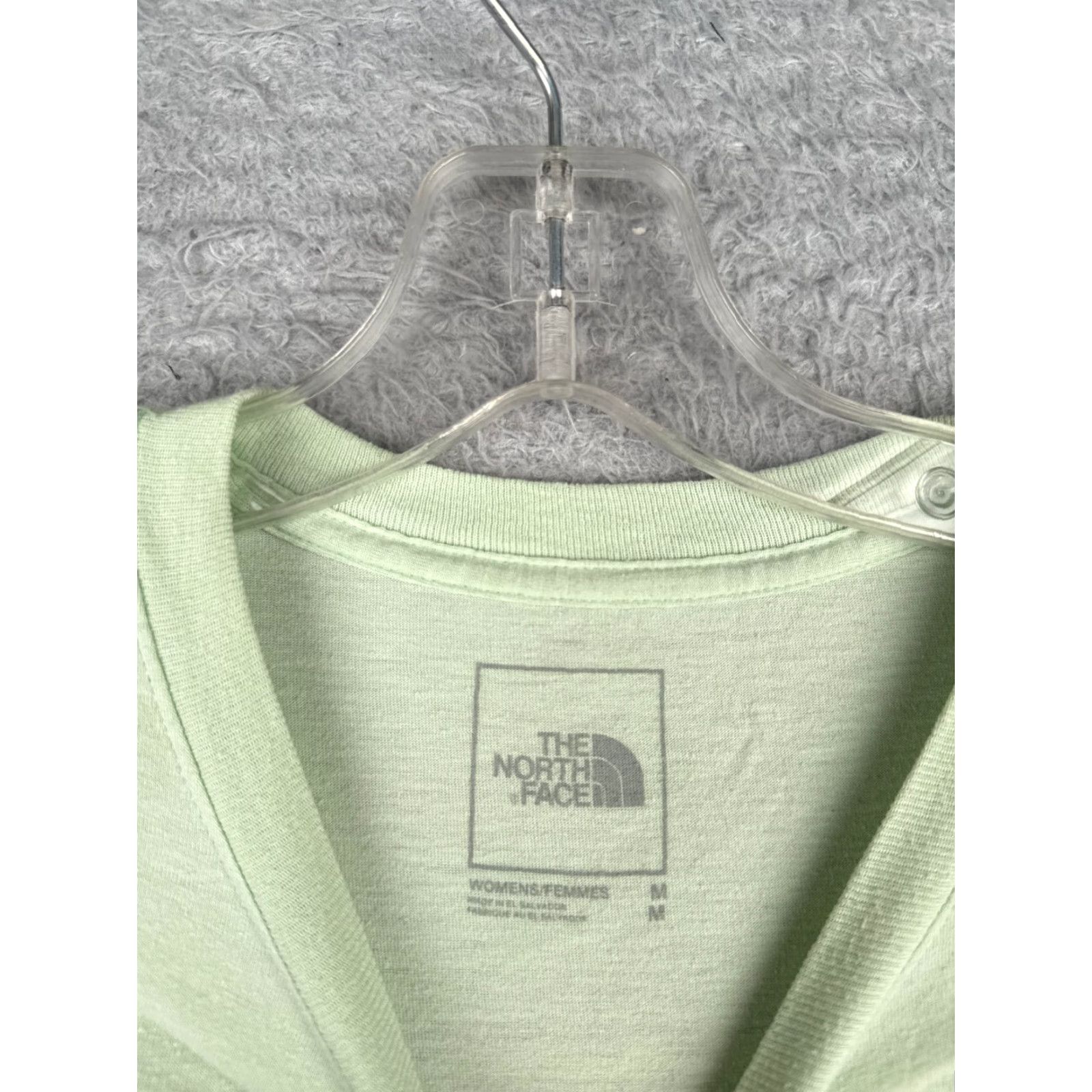 The North Face The North Face Shirt Women M Green Short Sleeve Crew Neck Poly Blend Read Size M / US 6-8 / IT 42-44 - 7 Thumbnail