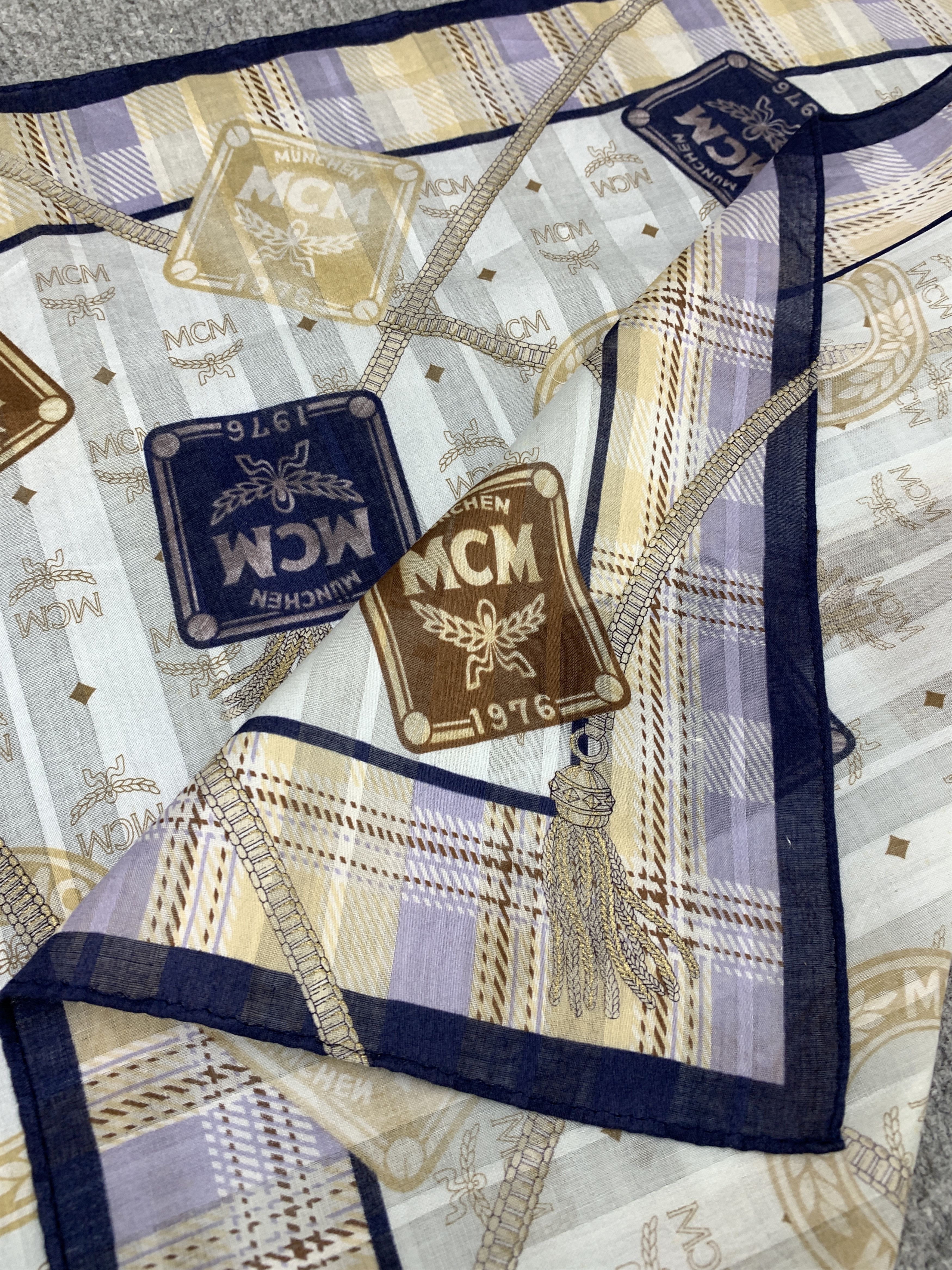 MCM × Vintage Vintage MCM Neckerchief/ Handkerchief - HKA942 Size ONE SIZE - 8 Thumbnail