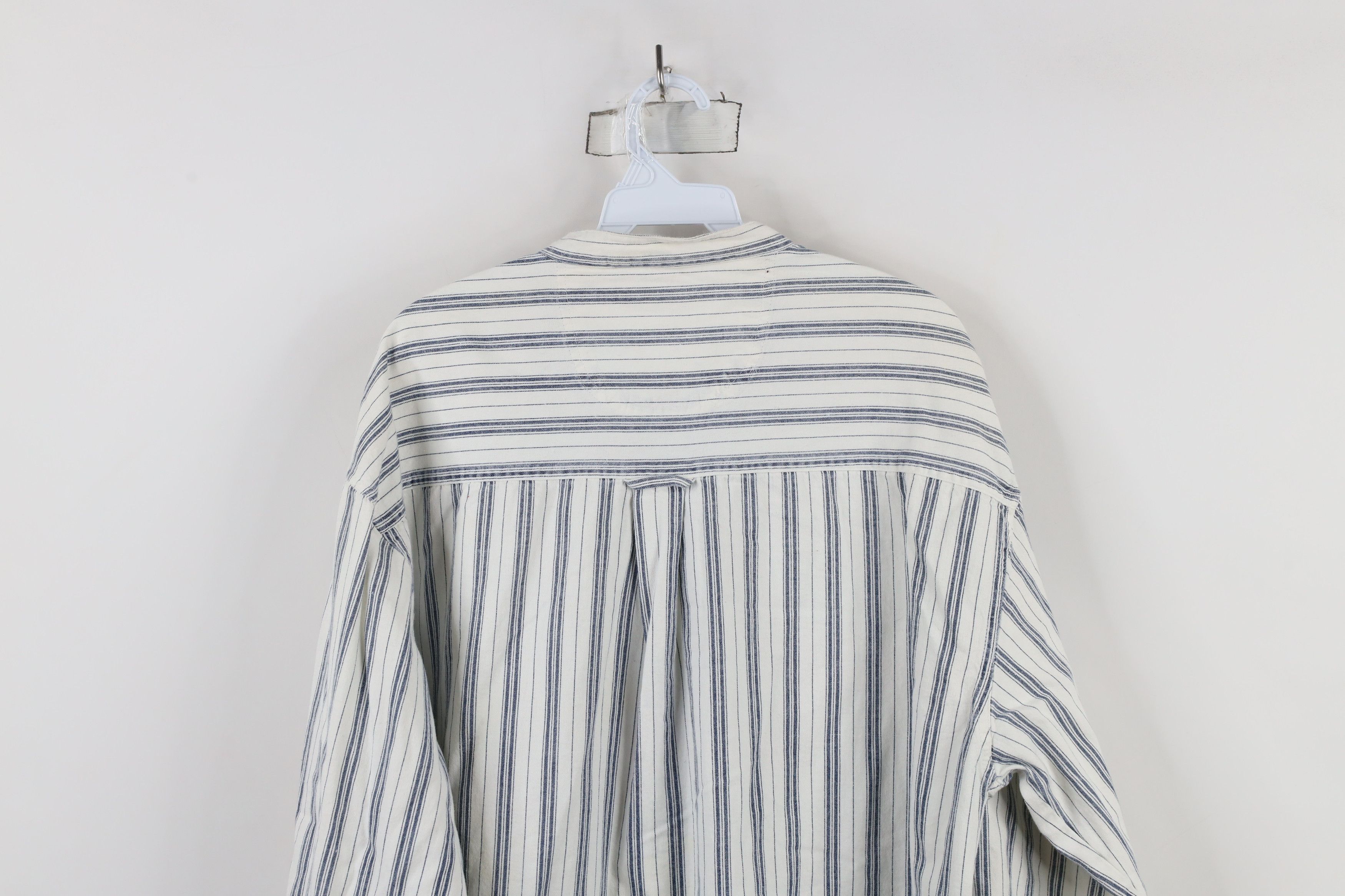 Vintage Vintage 90s Streetwear Fit Band Collar Button Shirt White Size US XL / EU 56 / 4 - 10 Thumbnail