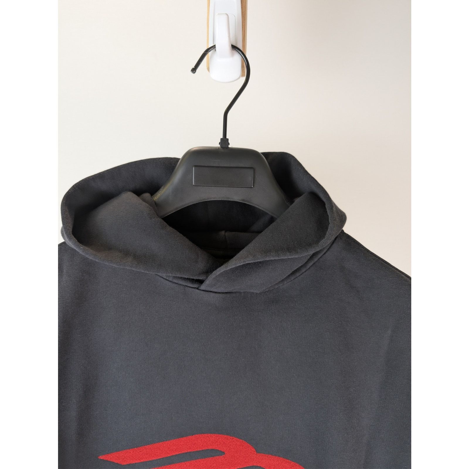 Balenciaga o1rshd1 3B Sports Icon Hoodie in Washed Dark Grey Size US S / EU 44-46 / 1 - 7 Thumbnail