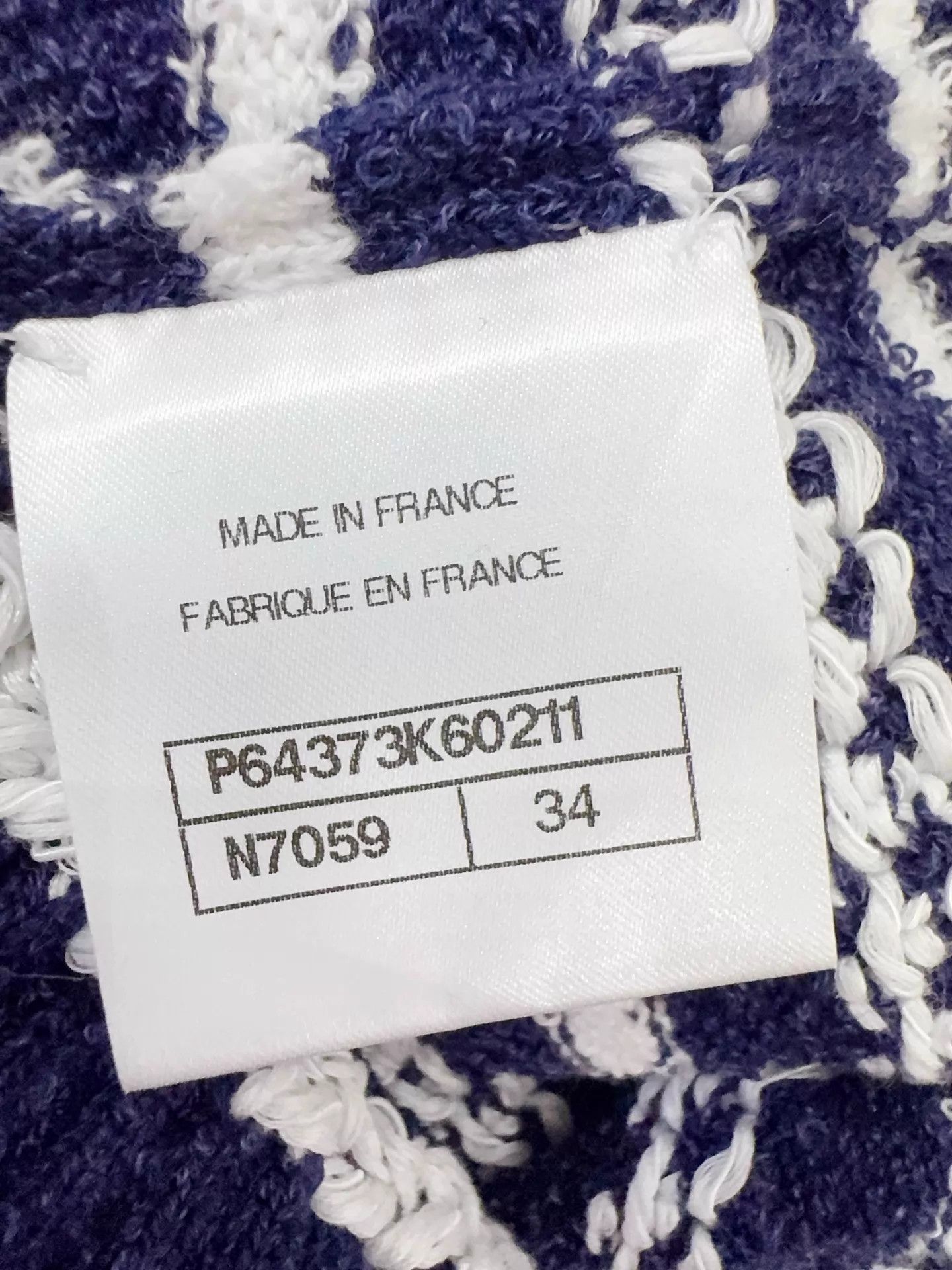 Chanel Chanel 34 Loose Sweater New with Tags Beautiful Buttons Size XS / US 0-2 / IT 36-38 - 6 Thumbnail