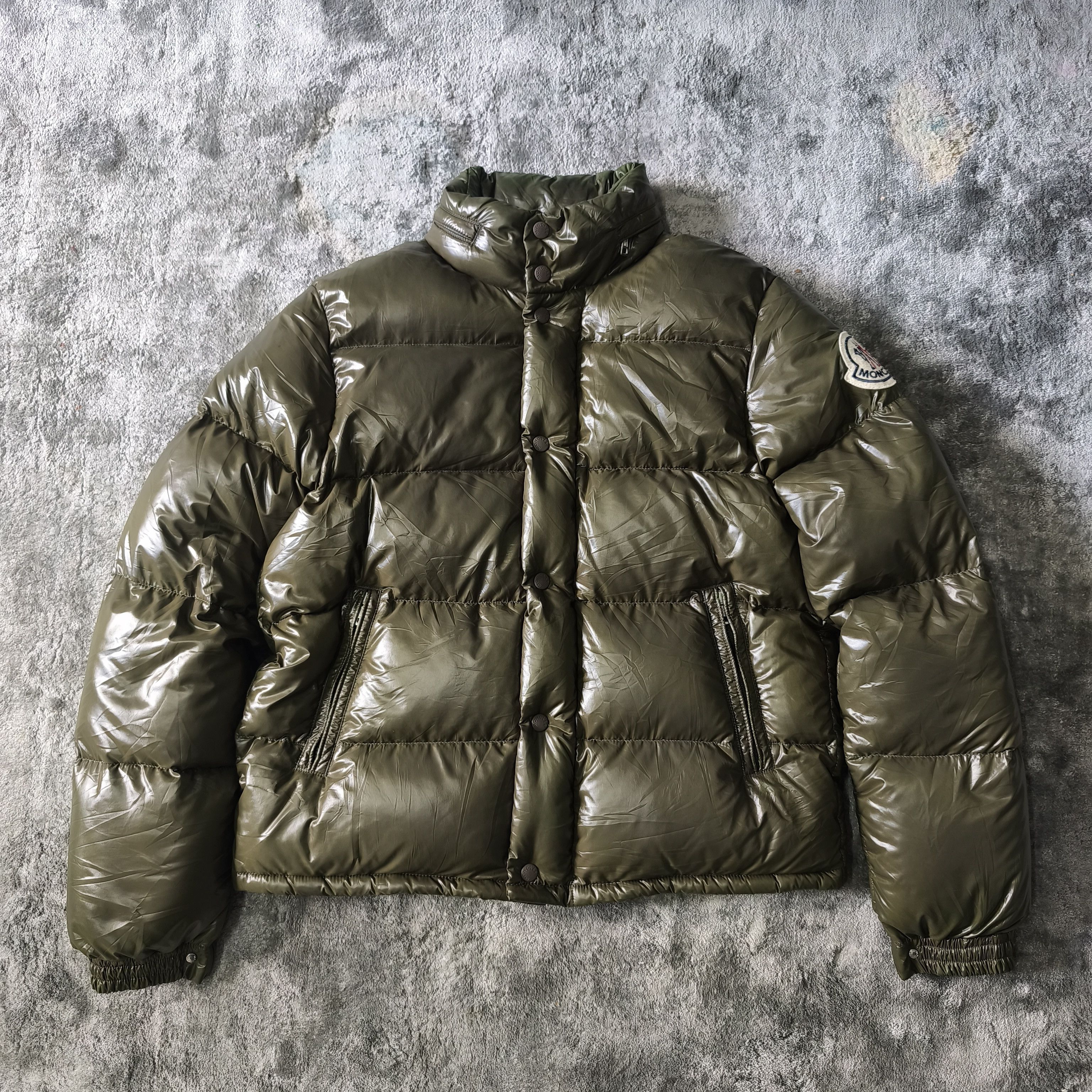Moncler MONCLER EVEREST BIG LOGO VERY RARE MENS DOWN PUFFER JACKET 