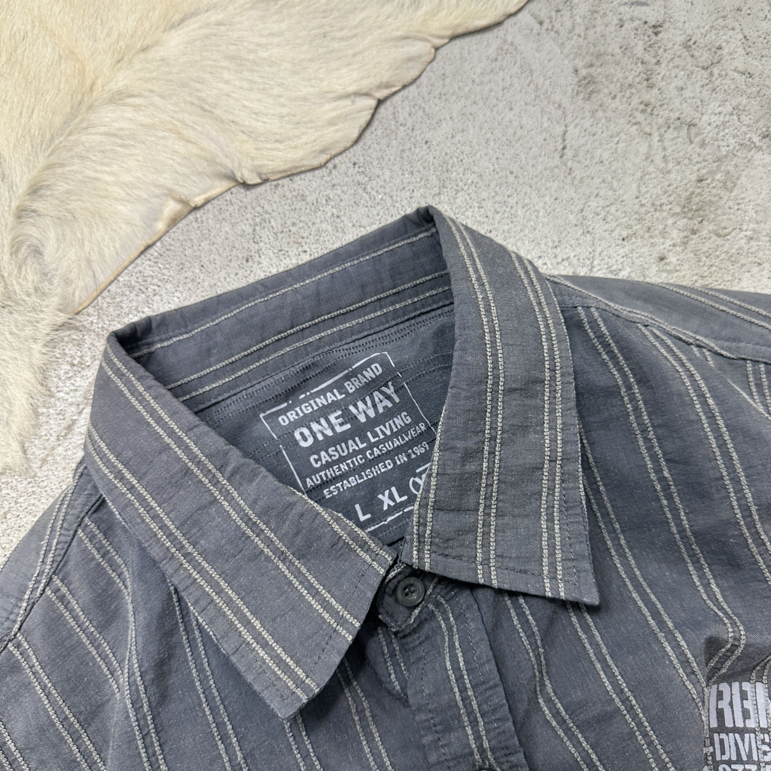 Vintage Vintage Streetwear Striped Emo Bowling Shirt Y2K Size US XXL / EU 58 / 5 - 3 Thumbnail