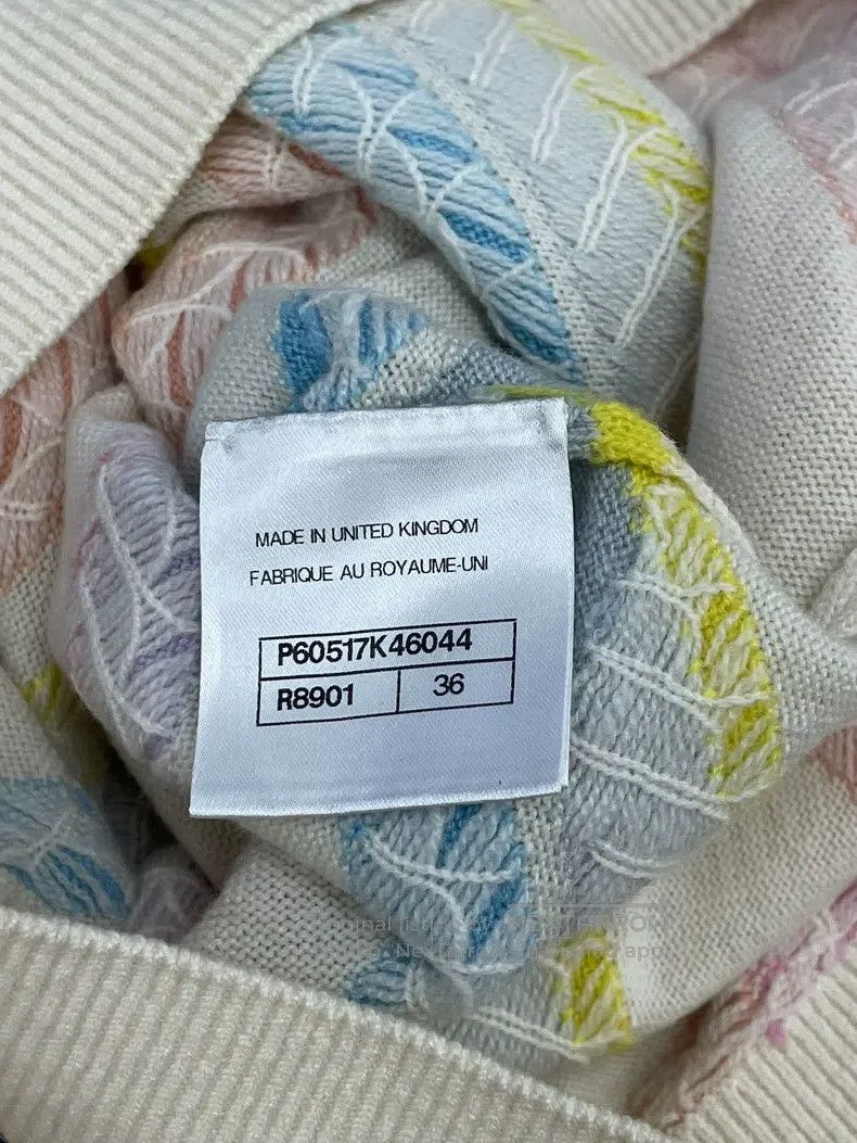 Chanel Chanel Cruise series colourful striped letter double c swe Size XS / US 0-2 / IT 36-38 - 6 Thumbnail