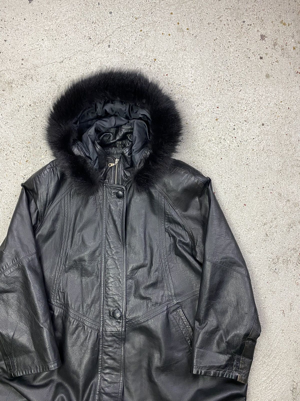 Vintage Vintage black leather cape coat fur hood avant garde archive Size XL / US 12-14 / IT 48-50 - 1 Thumbnail