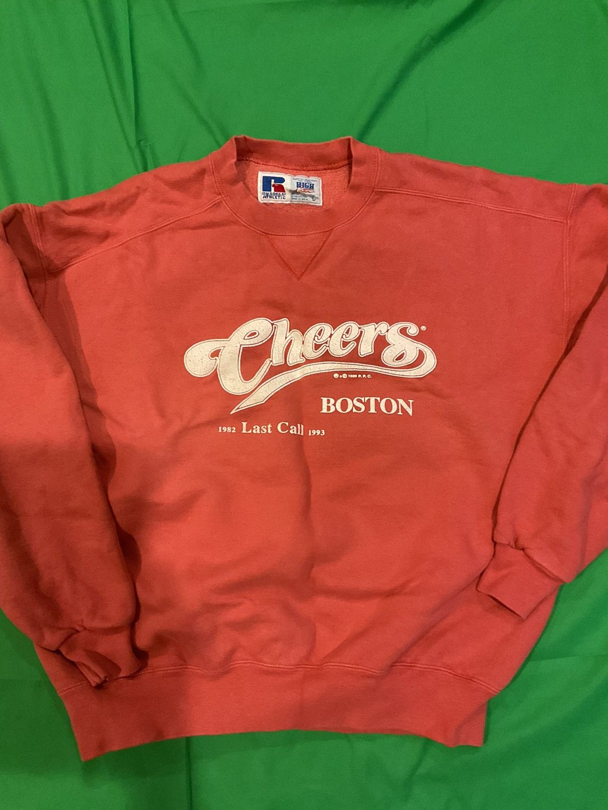 Russell Athletic × Vintage 1999 Cheers Boston crewneck sweatshirt Size US L / EU 52-54 / 3 - 1 Thumbnail