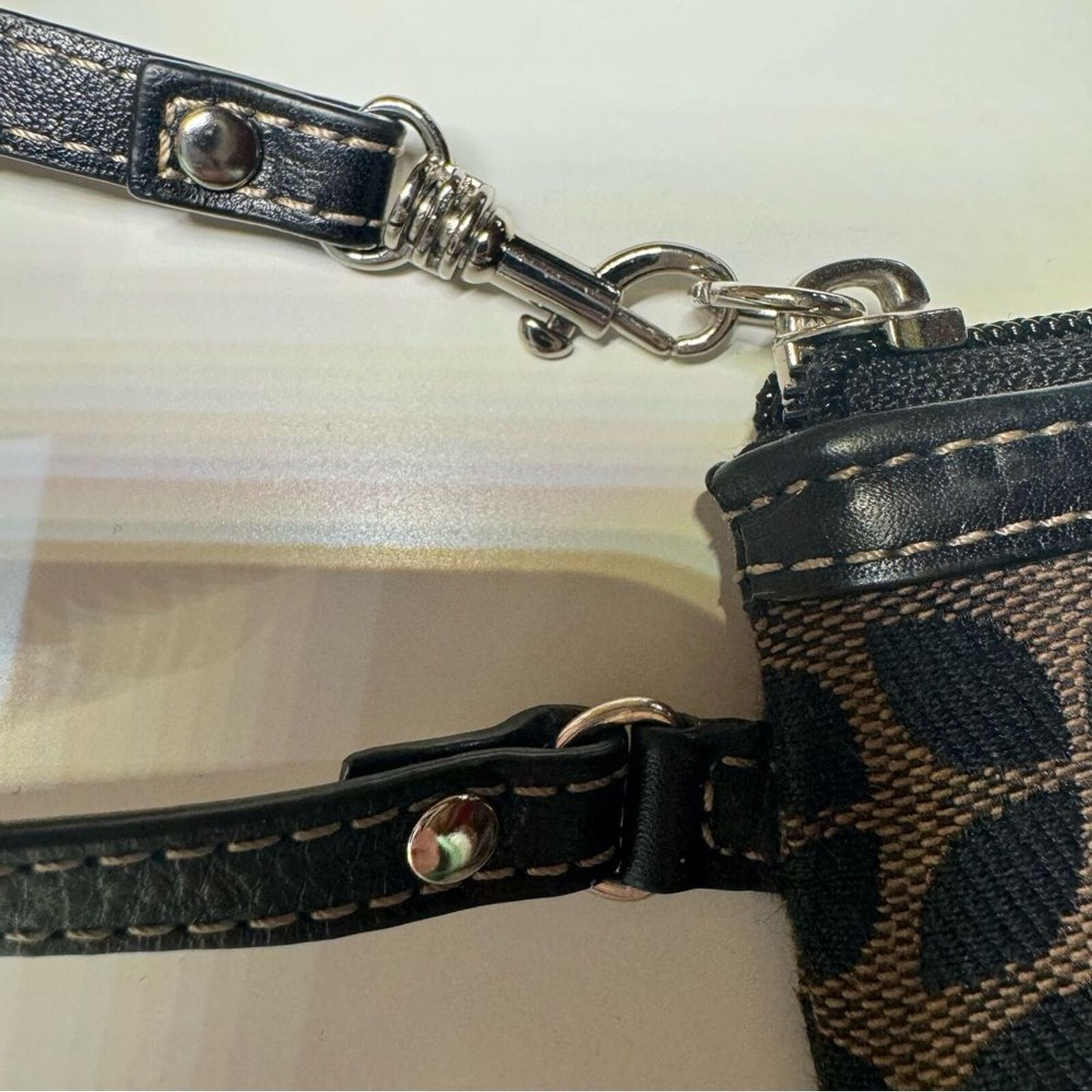 Fossil Fossil Leather Trim Canvas Wristlet Wallet Black/Brown Size ONE SIZE - 4 Thumbnail