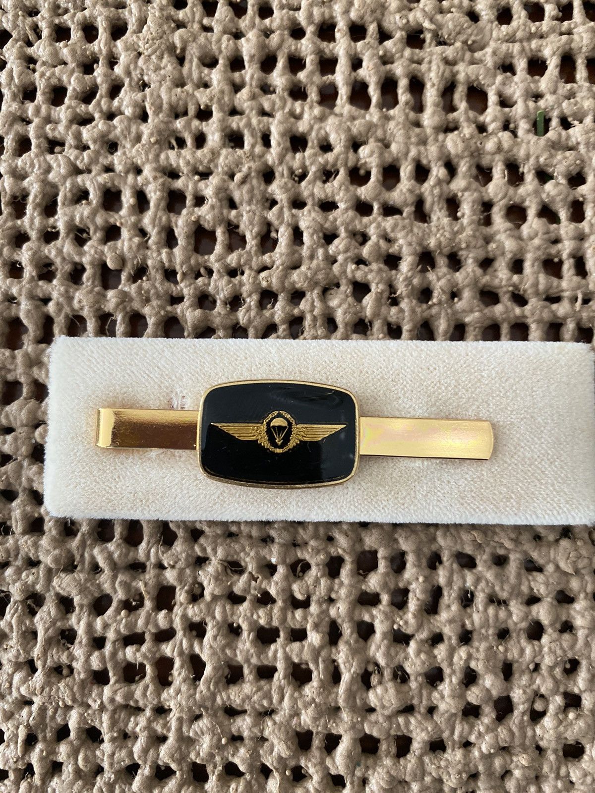Other VINTAGE MILITARY AVIATOR GOLD TIE BAR PARACHUTE WINGS Size ONE SIZE - 1 Thumbnail