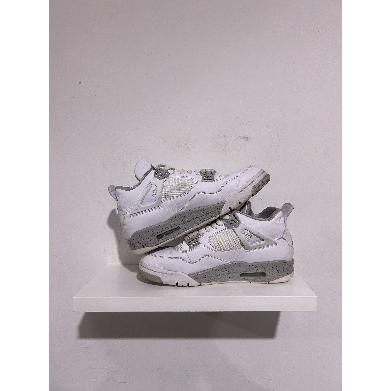 Jordan Brand JORDAN 4 WHITE OREO SIZE 9.5 PREOWNED Size US 9.5 / EU 42-43 - 3 Thumbnail