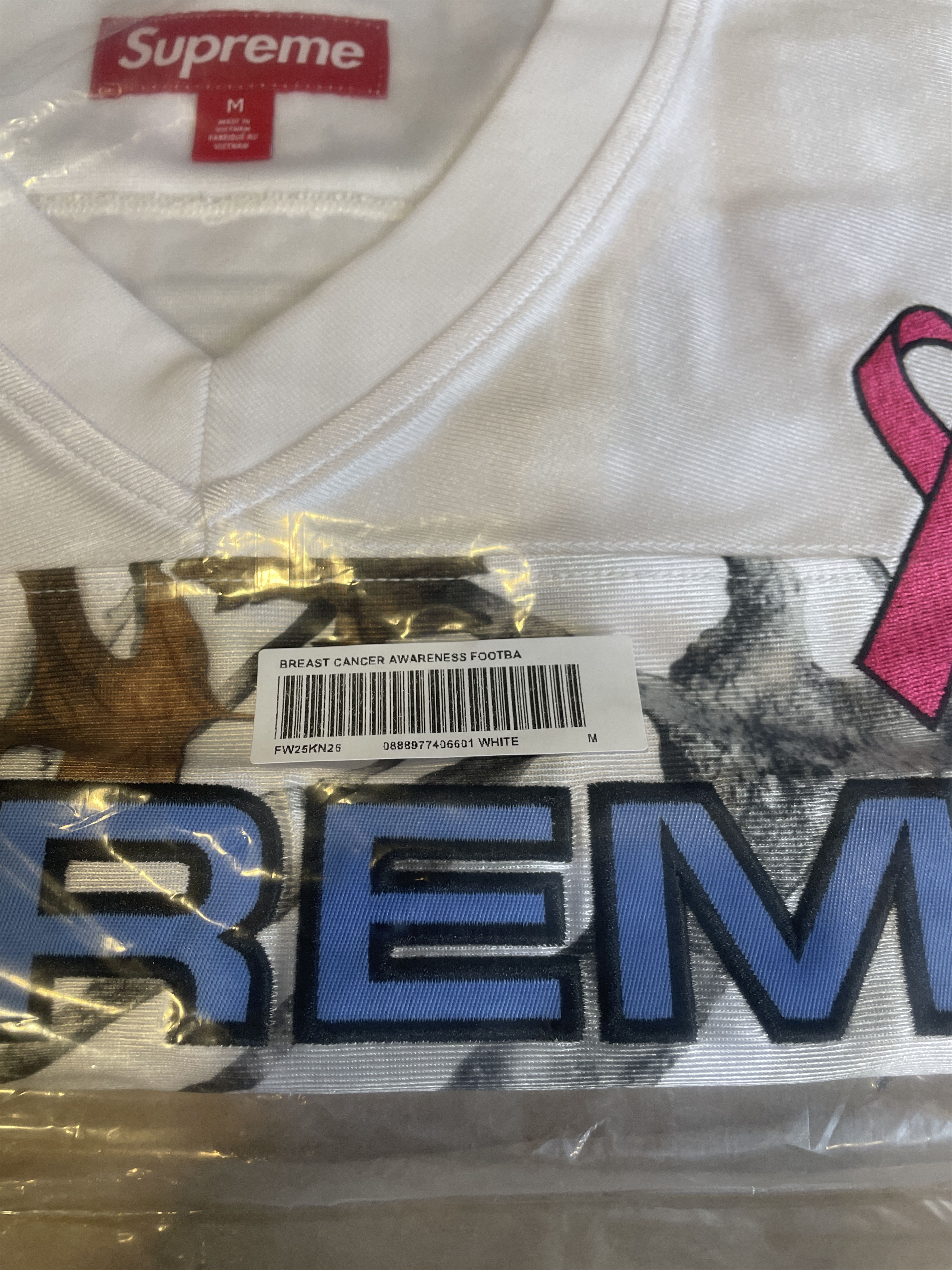 Supreme BREAST CANCER AWARENESS FOOTBALL JERSEY Size US M / EU 48-50 / 2 - 14 Thumbnail