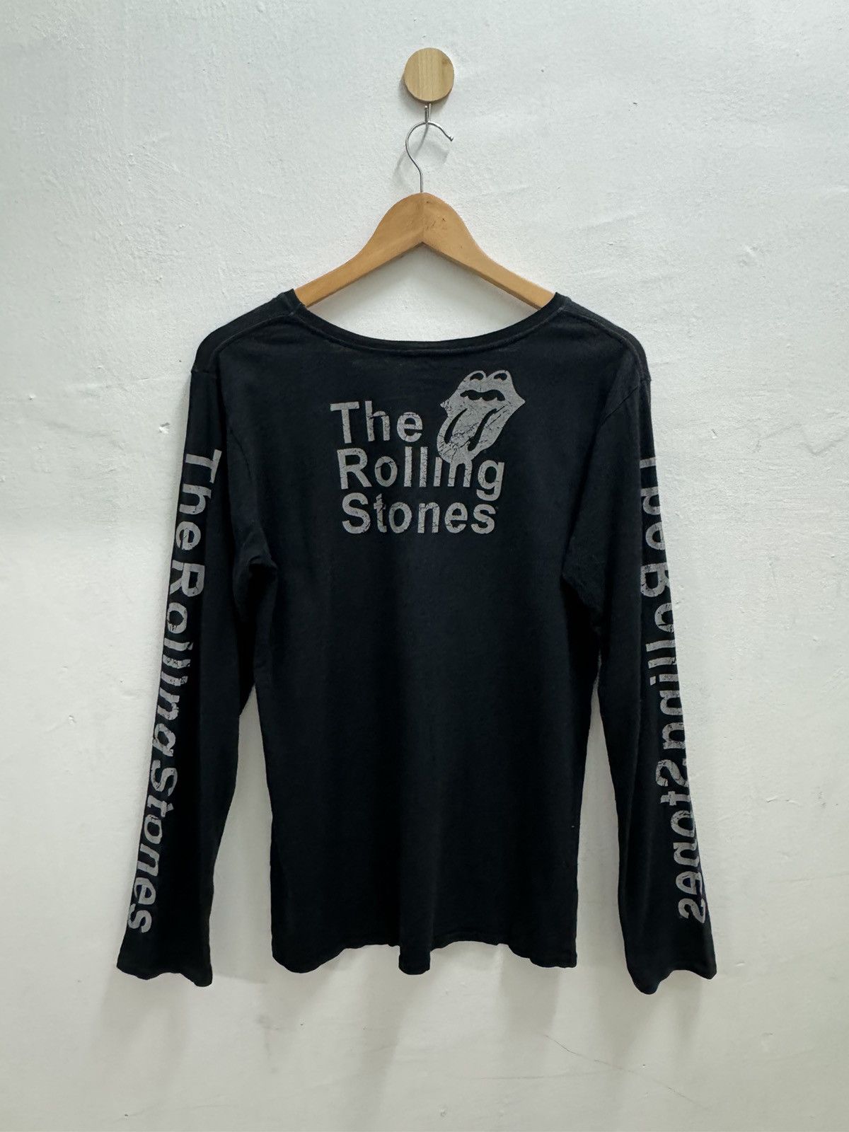 Band Tees × Vintage Vintage The Rolling Stones 2011 Tour Long Sleeve Tee Size US S / EU 44-46 / 1 - 2 Thumbnail