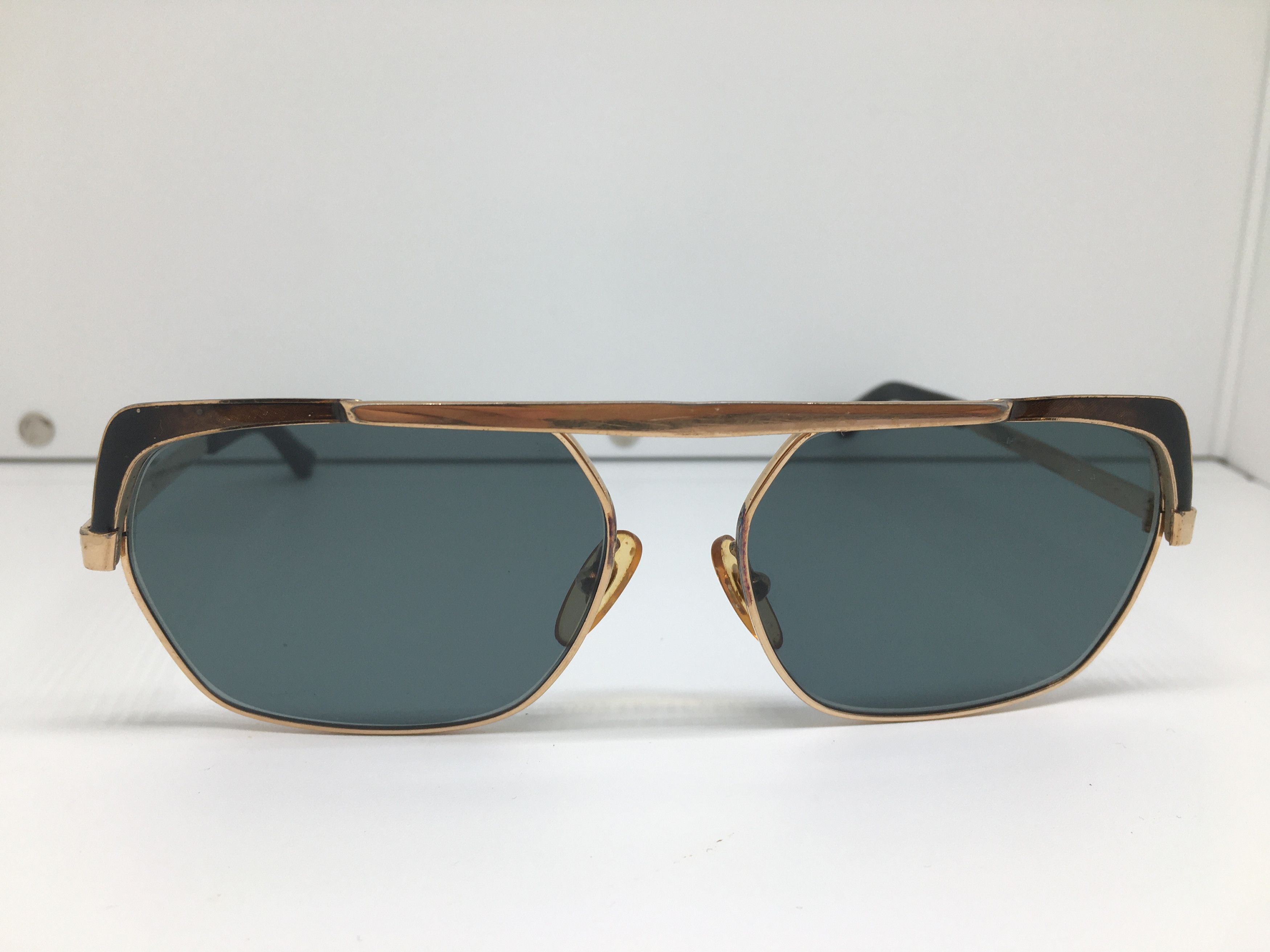 Vintage Vinatge Amor Gold ROCKABILLY sunglasses Frame France Size ONE SIZE - 1 Thumbnail