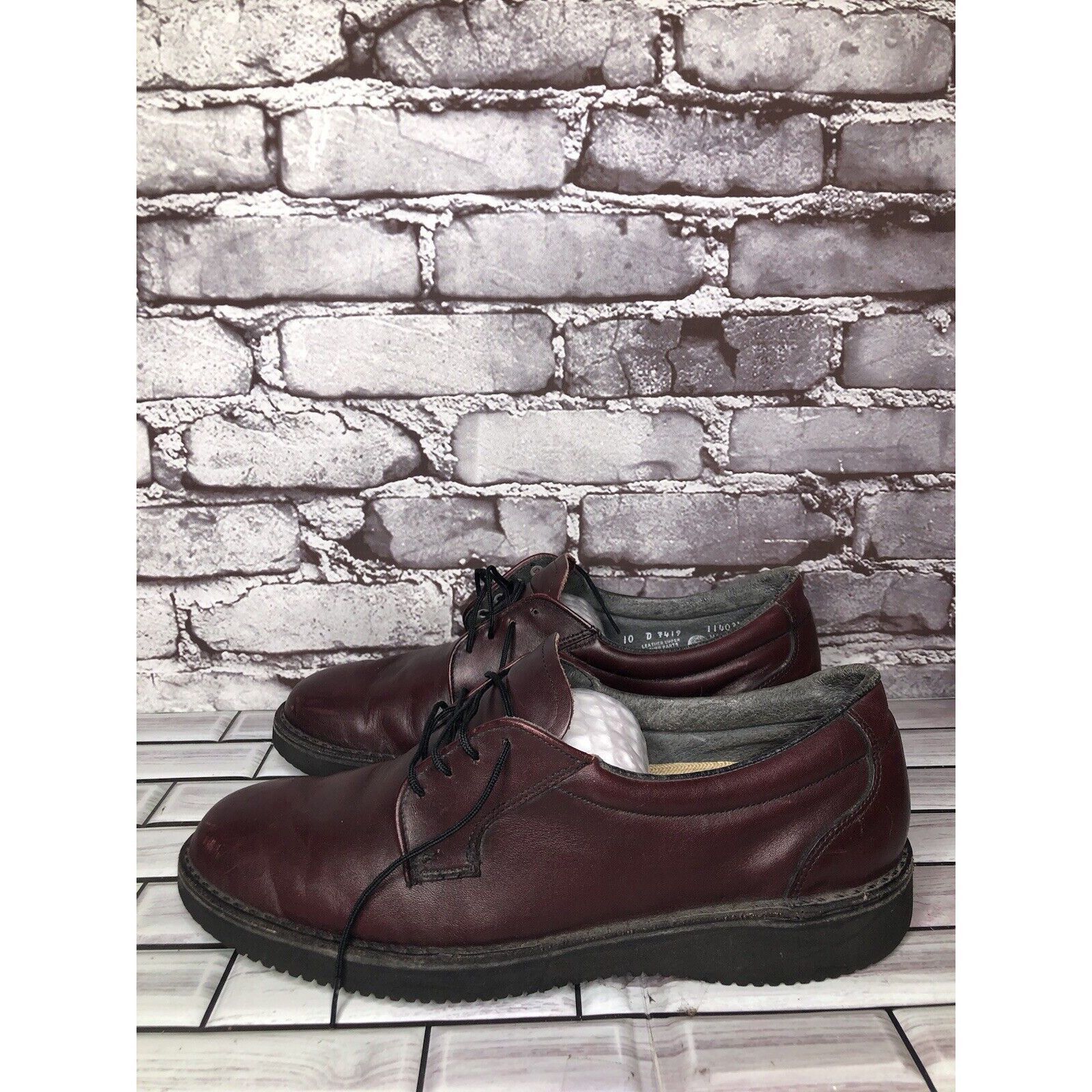 L.L. Bean L.L Bean Freeport Maine Red Leather Oxfords Lace Up Shoes Me Size US 10 / EU 43 - 13 Thumbnail