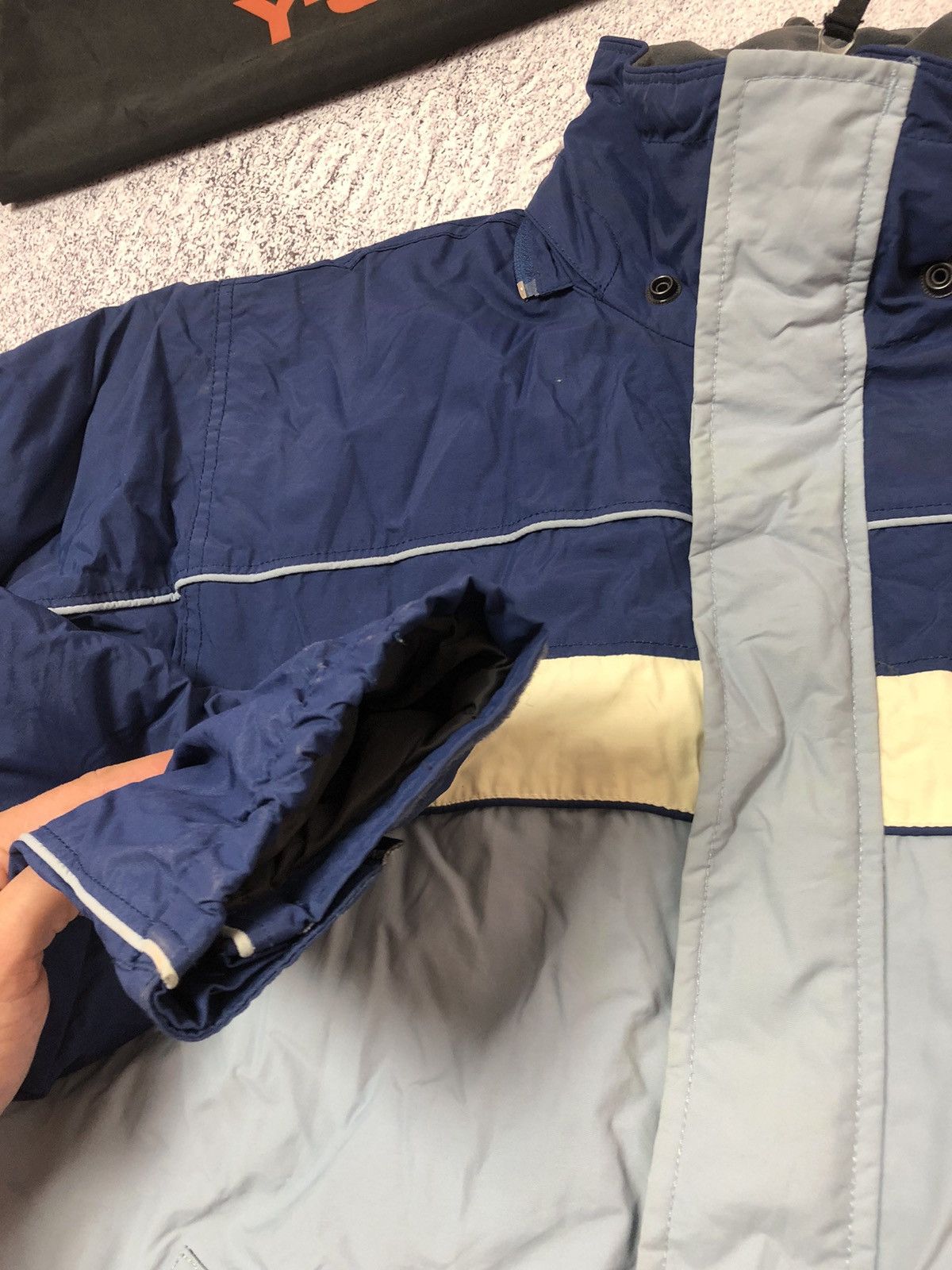 O'Neill × Vintage Men’s vintage jacket O’Neill size S y2k Size US S / EU 44-46 / 1 - 4 Thumbnail