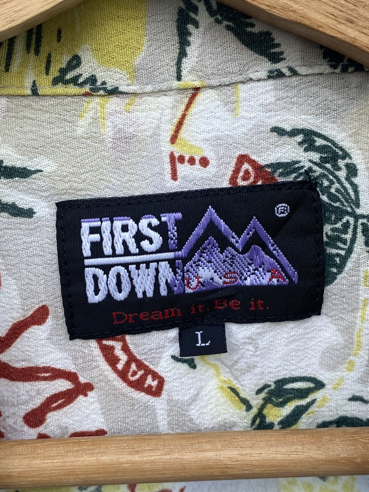 Japanese Brand First Down 100% rayon crape hawaiian shirts Size US XL / EU 56 / 4 - 5 Thumbnail