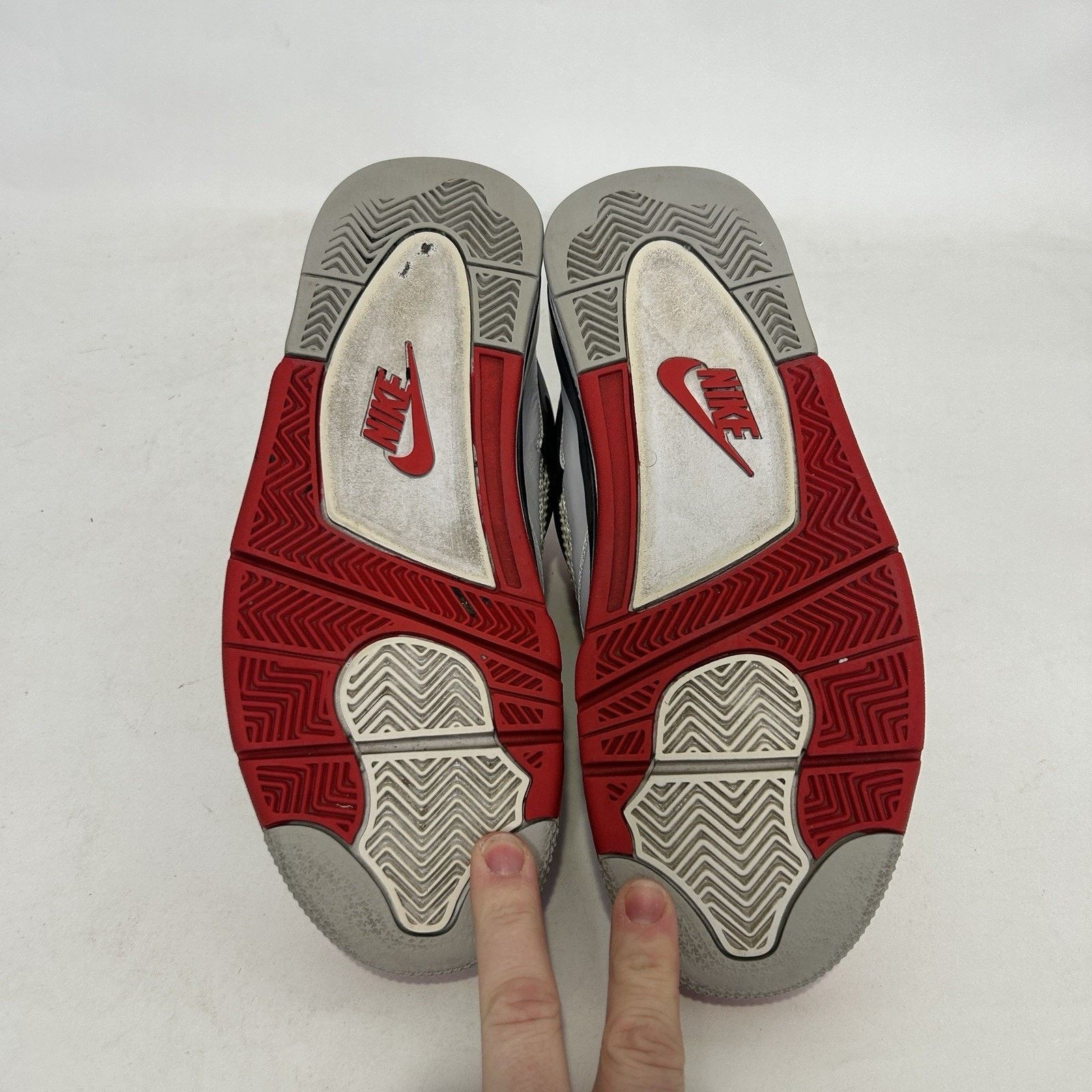 Jordan Brand Nike Air Jordan 4 Retro OG “Fire Red/White Black Red" Size US 8 / EU 41 - 7 Thumbnail
