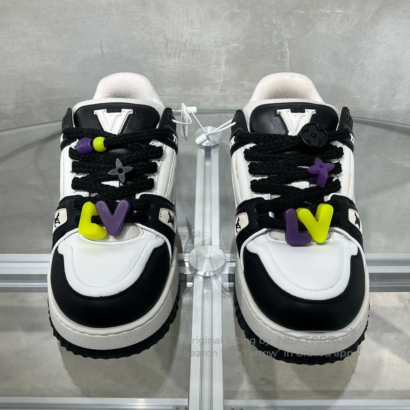 Louis Vuitton Louis Vuitton Trainer: Black-and-white chubby guy shoes Size US 9 / EU 42 - 2 Thumbnail