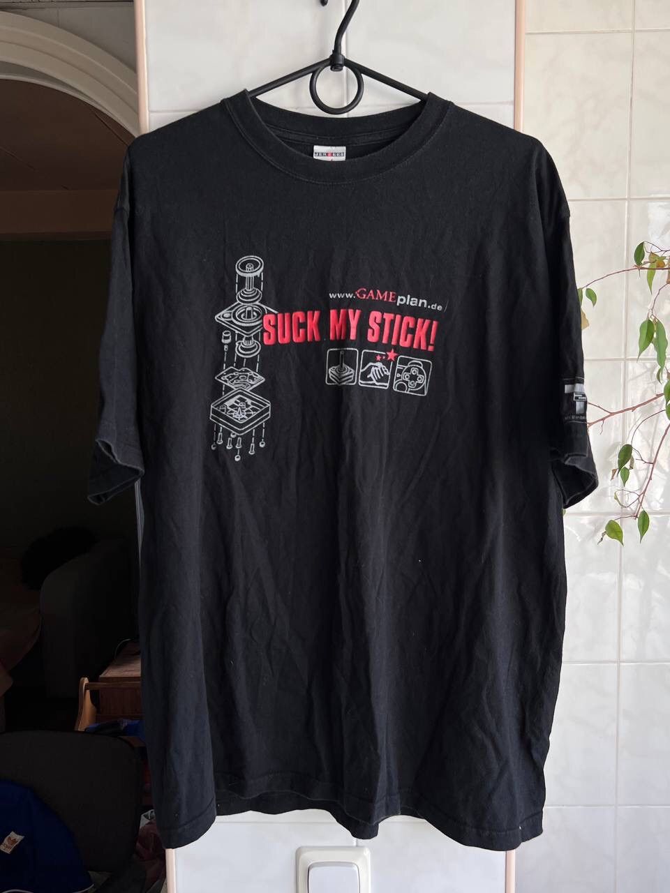 Jerzees Vintage Humor Tee "Suck My Stick" T-Shirt USED Gaming Tee Size US L / EU 52-54 / 3 - 1 Thumbnail