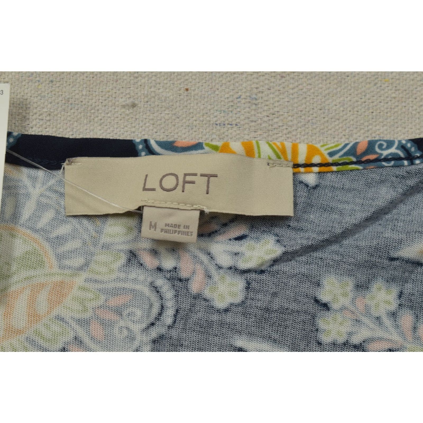Loft LOFT Navy Paisley Floral Knit Rayon Blend V-Neck Short Sleeve Blouse, M, Women, Regular, Blue, Casual, Pullover, Basic Shirt Size 32" / US 10 / IT 46 - 7 Thumbnail