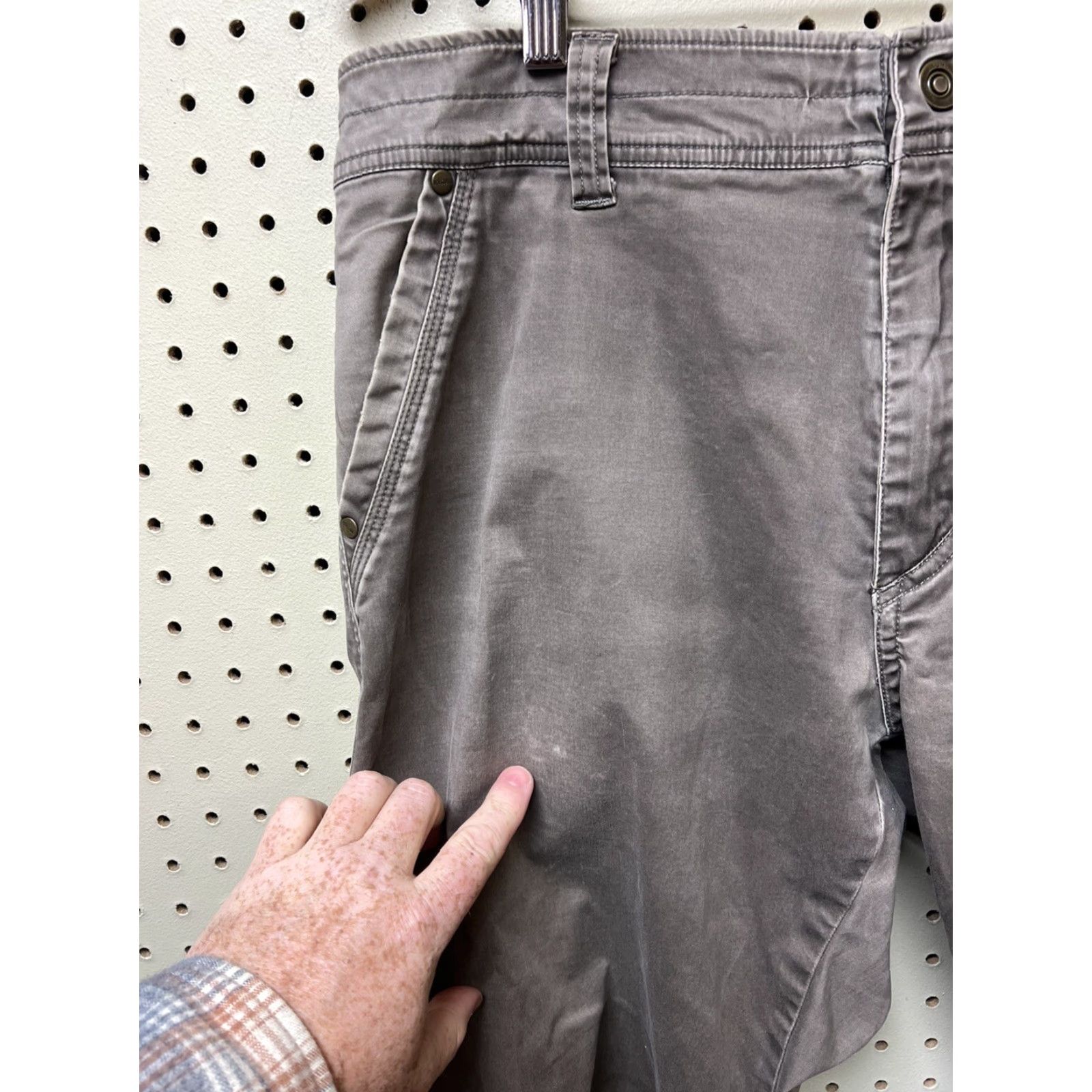 Vintage Kuhl Slackr Pant Mens 34x32 Brown Outdoor Vintage Patina Dye Hiking Stretch Pants Mens Regular Brown Patina Dye Outdoor Shirt? Size US 34 / EU 50 - 3 Thumbnail