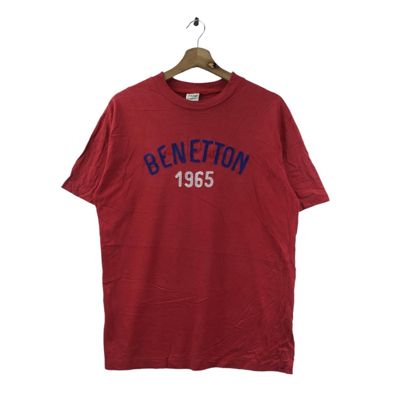 United Colors Of Benetton Vtg UNITED COLORS BENETTON Made In Italy Tee Shirt Red Size US S / EU 44-46 / 1 - 1 Thumbnail