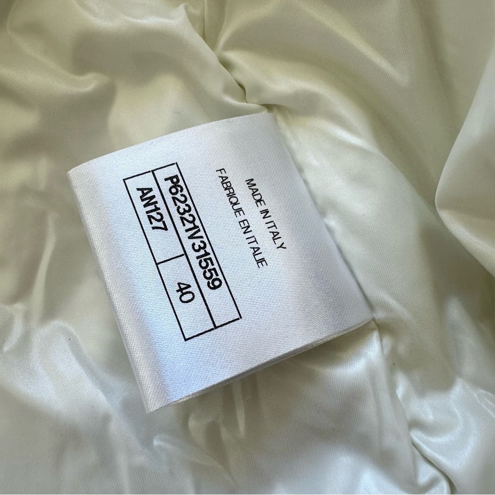 Chanel NEW CHANEL vest size 40 FR or 8 US Authentic Retail 5500$ Size M / US 6-8 / IT 42-44 - 11 Thumbnail