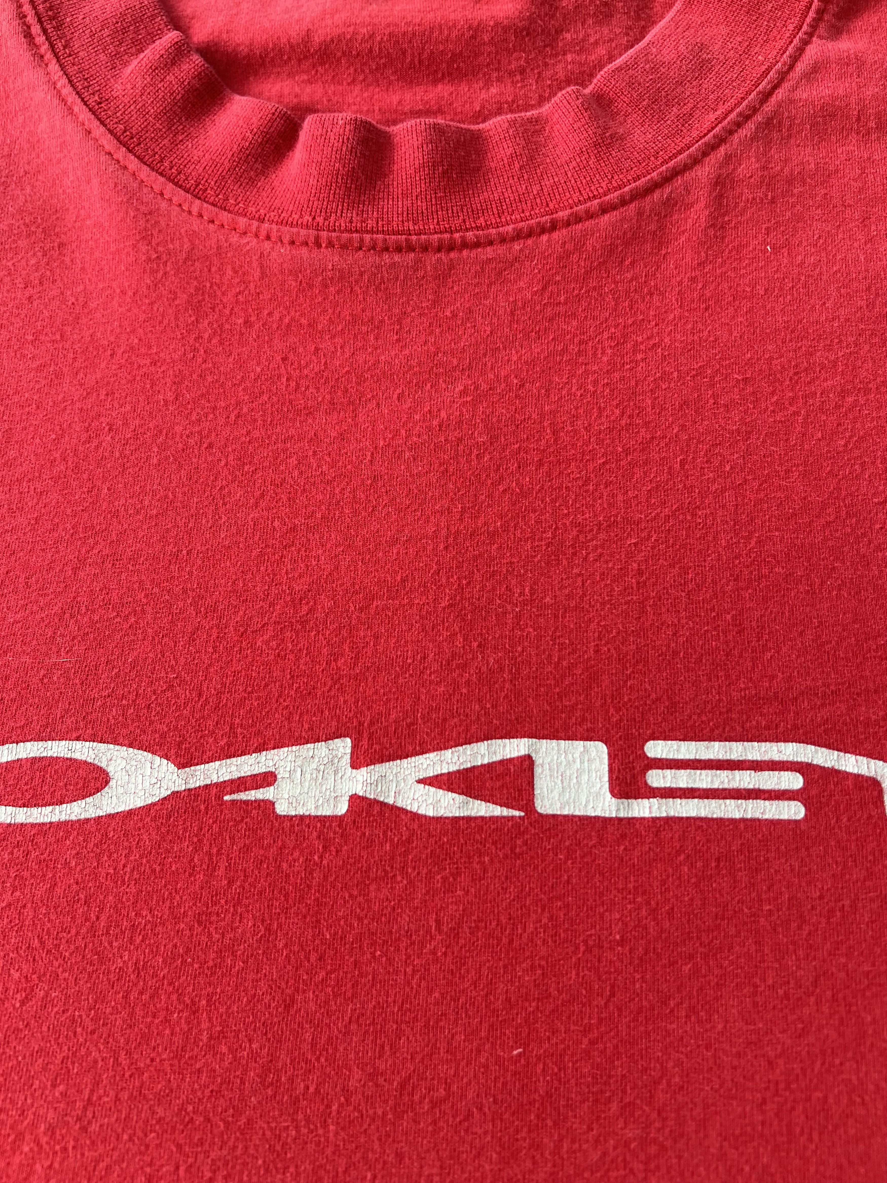 Oakley Vintage 90s Oakley Red T-shirt Size US XL / EU 56 / 4 - 6 Thumbnail