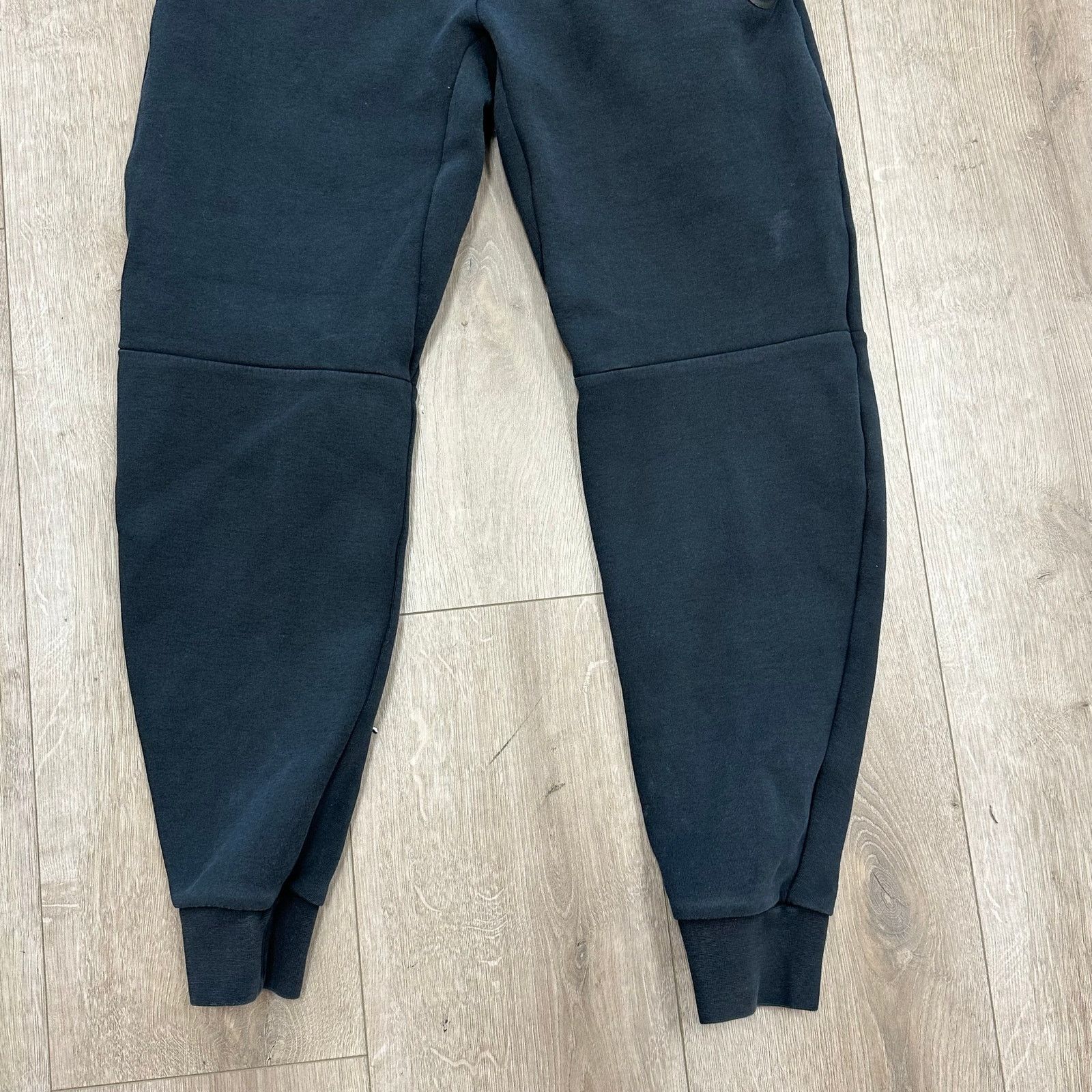 Nike Nike Sportswear Tech Fleece Jogger Pants Sweats Black Small Size US 28 / EU 44 - 2 Thumbnail