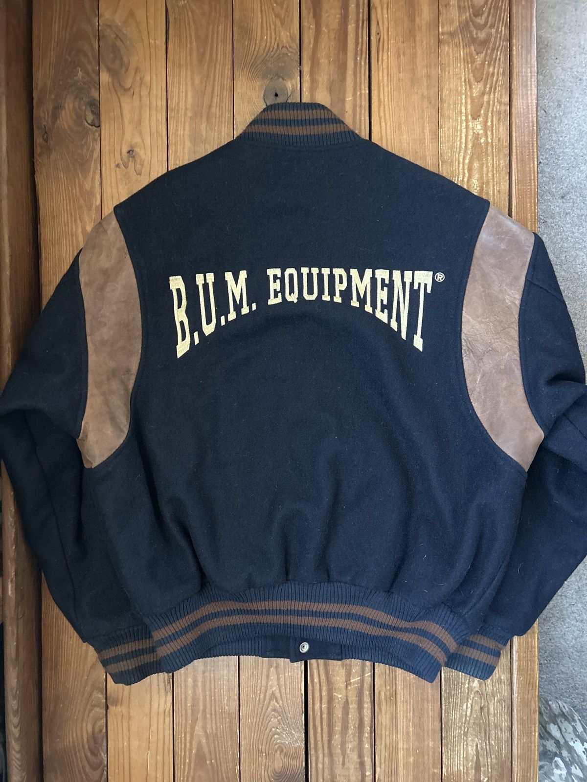 B.U.M Equipment × Vintage Vintage 90s BUM Equipment Black Brown Wool Varsity Jacket Size US M / EU 48-50 / 2 - 3 Thumbnail