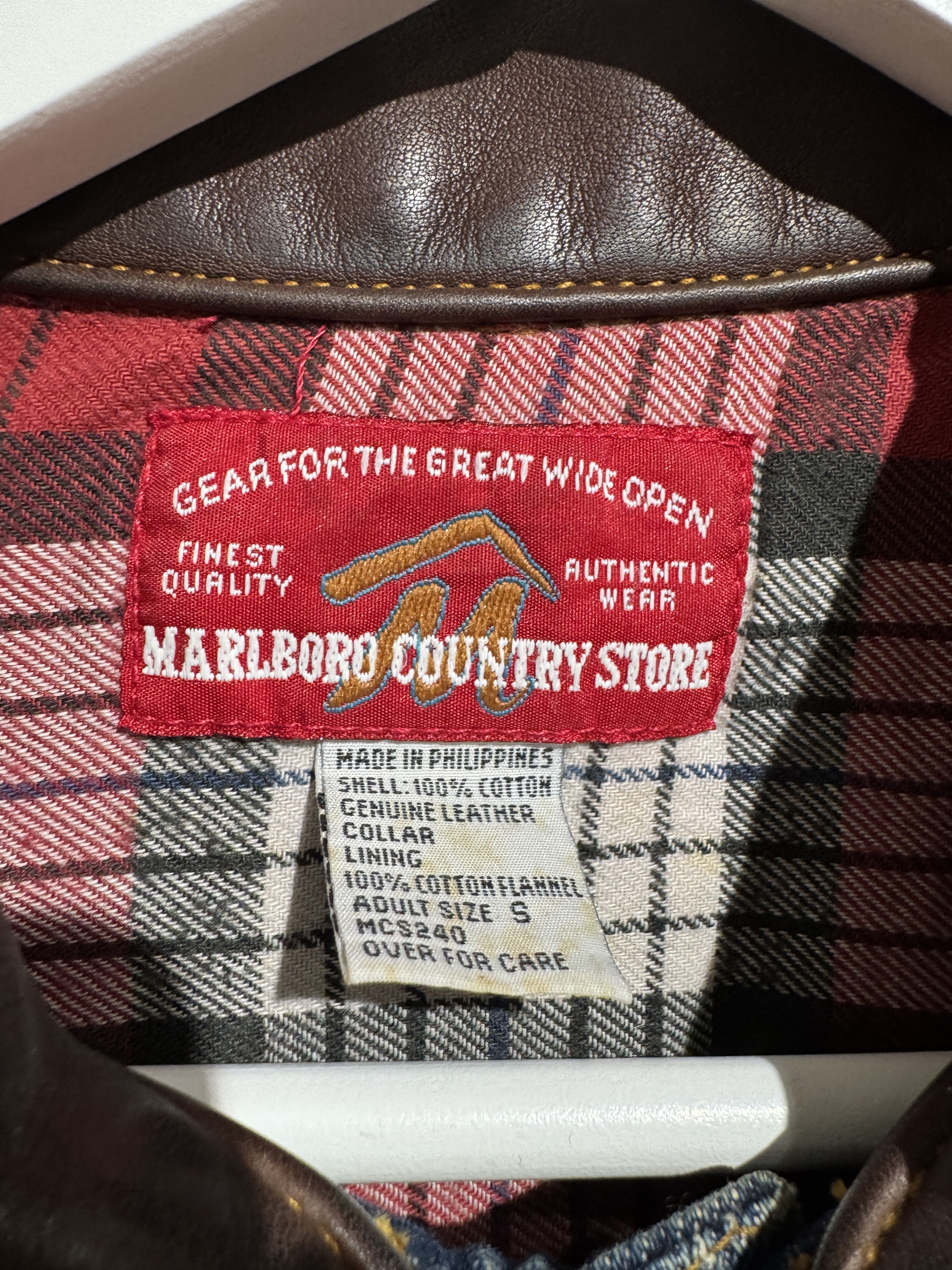 Marlboro Vintage Marlboro Country Store Denim Jacket & Leather Collar Size US M / EU 48-50 / 2 - 2 Thumbnail