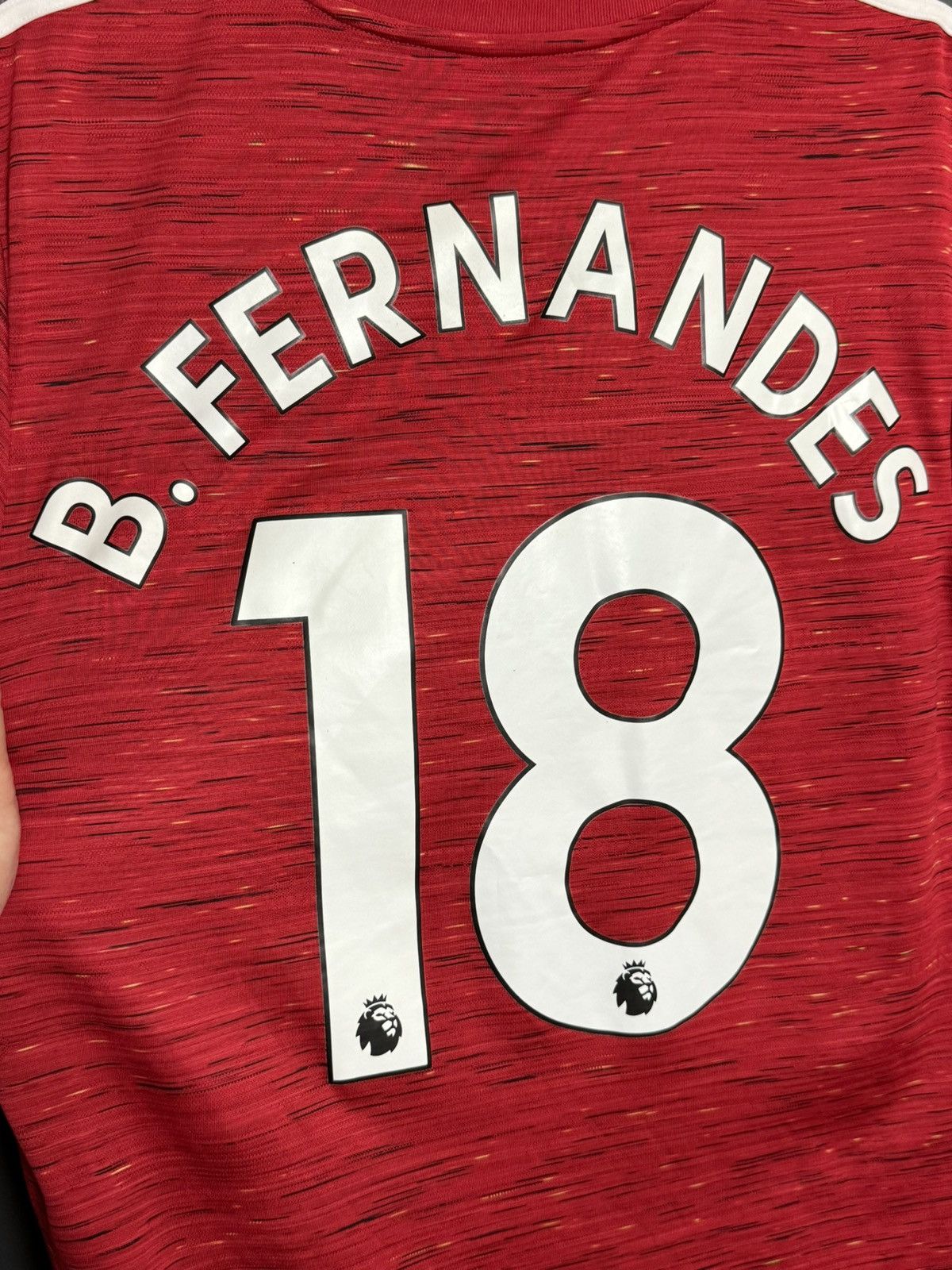 Adidas Manchester United 20/21 Home B. Fernandes Football Jersey Size US M / EU 48-50 / 2 - 3 Thumbnail