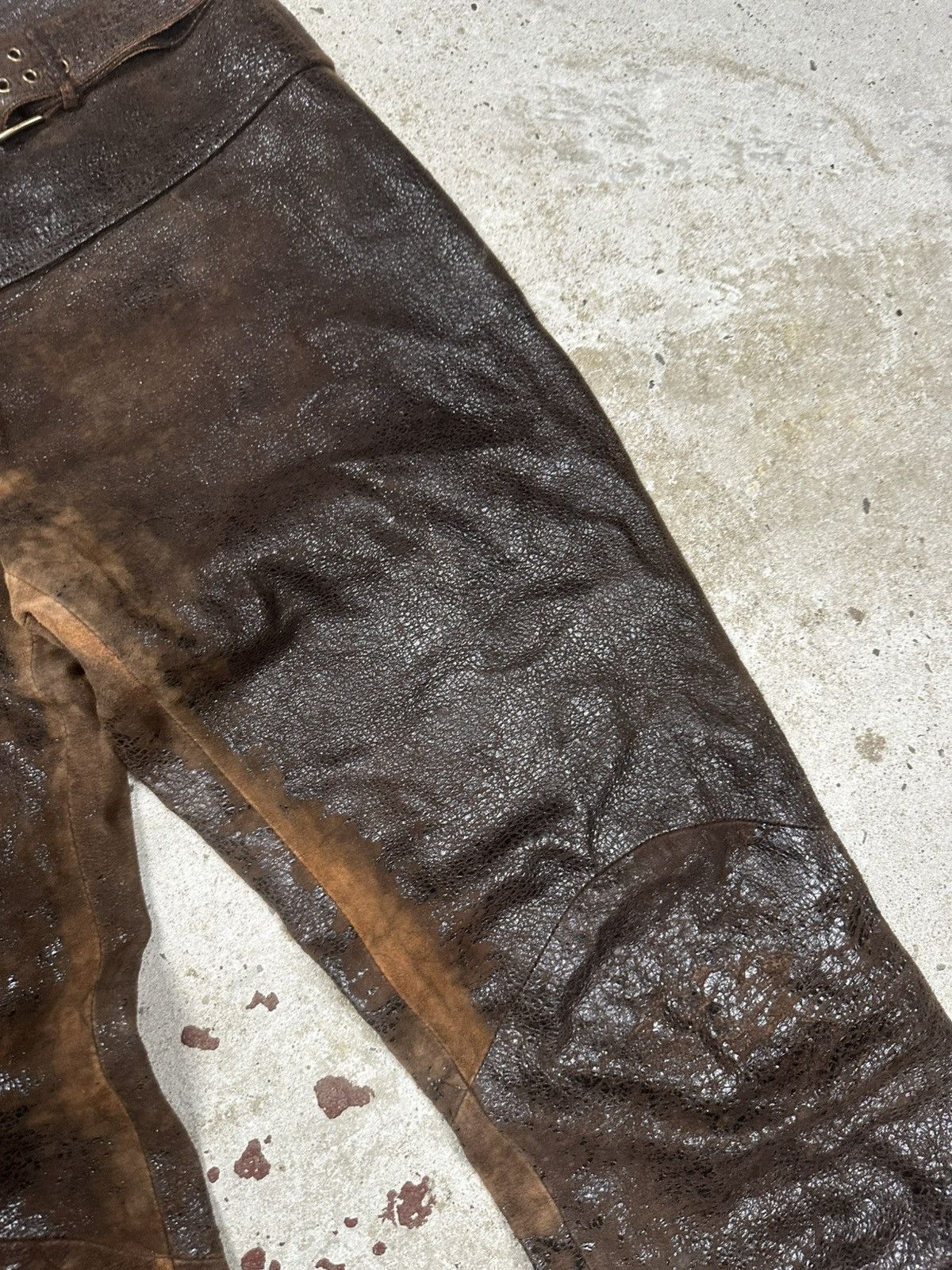 Roberto Cavalli AW2000 Roberto Cavalli Brown Leather Eroded Burnt Pants Size US 30 / EU 46 - 7 Thumbnail
