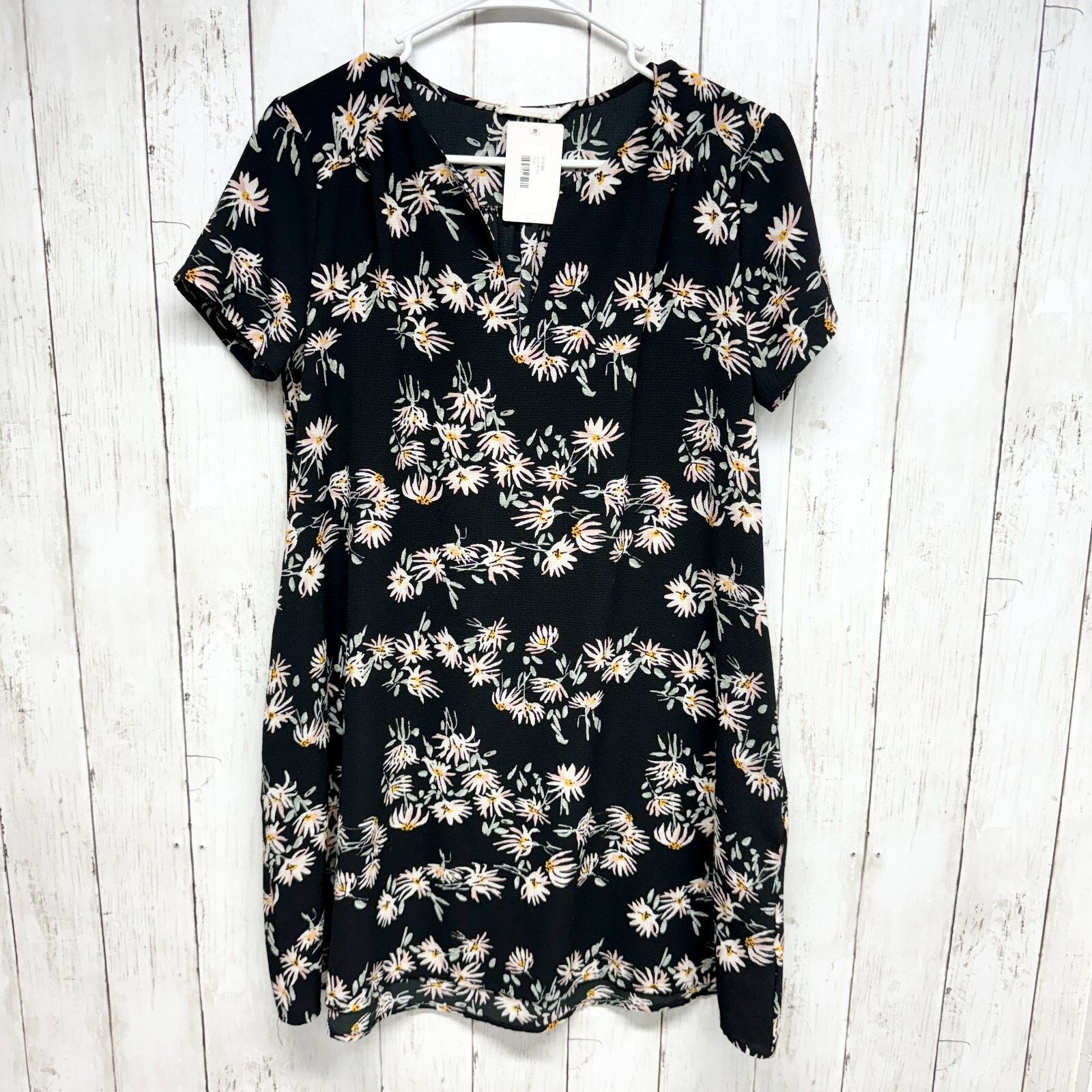 Other Lush S Black Floral Short Sleeve Mini Tunic Rayon Open Neck Size S / US 4 / IT 40 - 1 Thumbnail