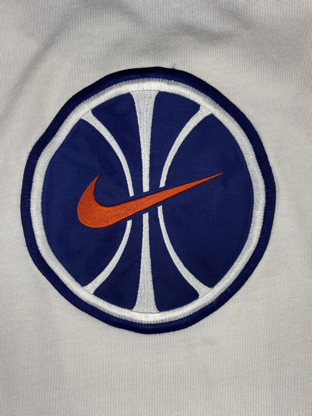 Nike × Vintage Vintage Nike NBA Big Logo Zip Tee T Shirts Size US M / EU 48-50 / 2 - 10 Thumbnail