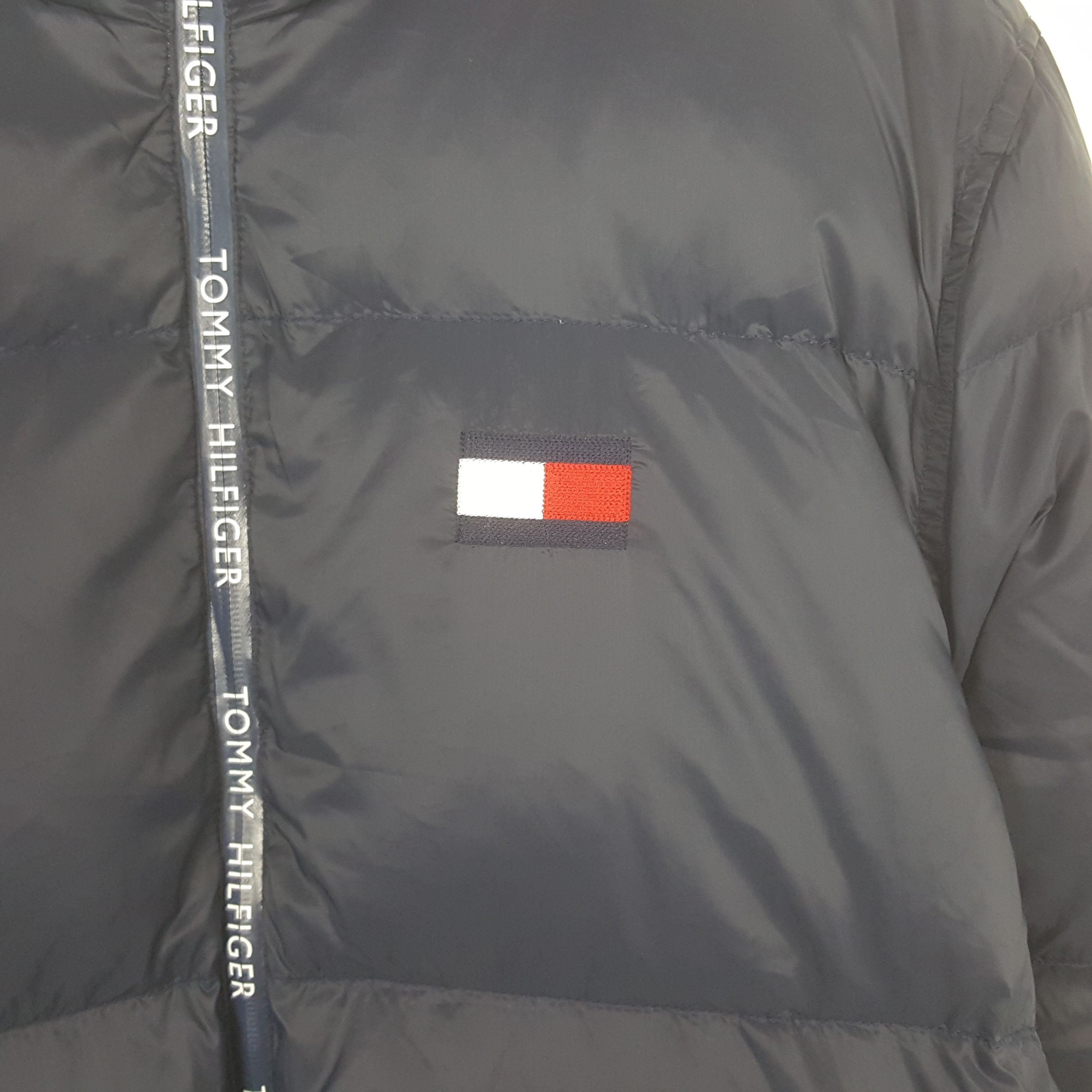 Tommy Hilfiger Vintage Tommy Hilfiger Puffer Winter Jacket Size US M / EU 48-50 / 2 - 2 Thumbnail