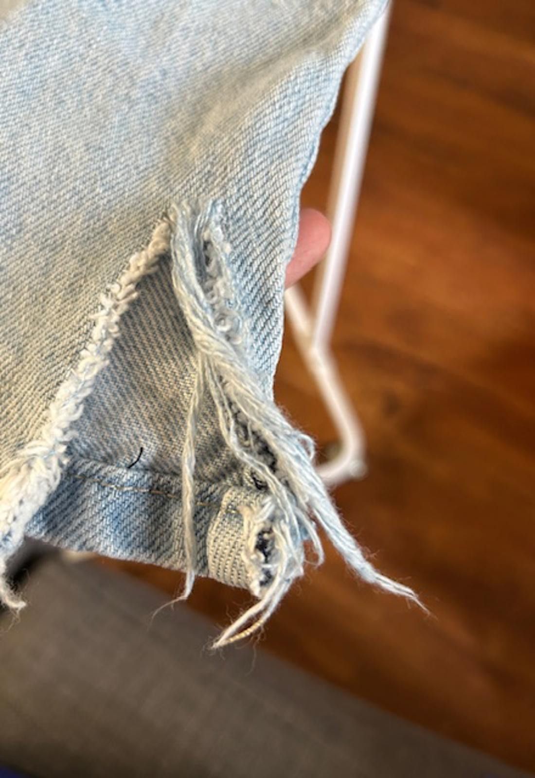 Empyre Empyre Light Blue Denim Jeans with Frayed Hem Size US 32 / EU 48 - 6 Thumbnail