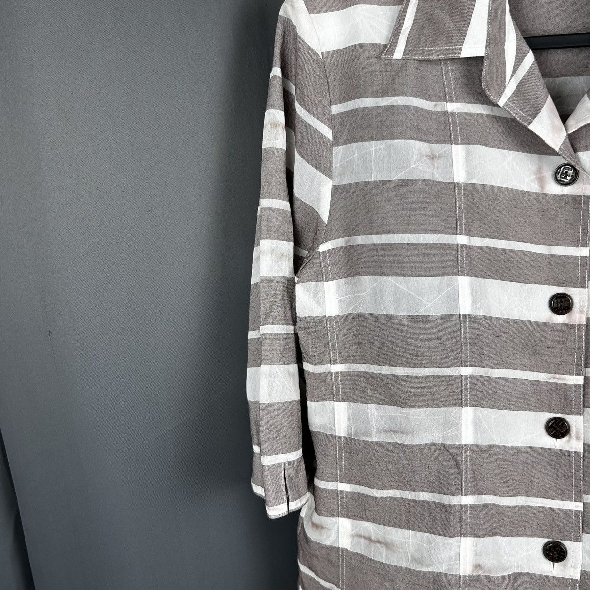 Japanese Brand Vintage Japanese Brand Button Down Shirt Size M / US 6-8 / IT 42-44 - 5 Thumbnail