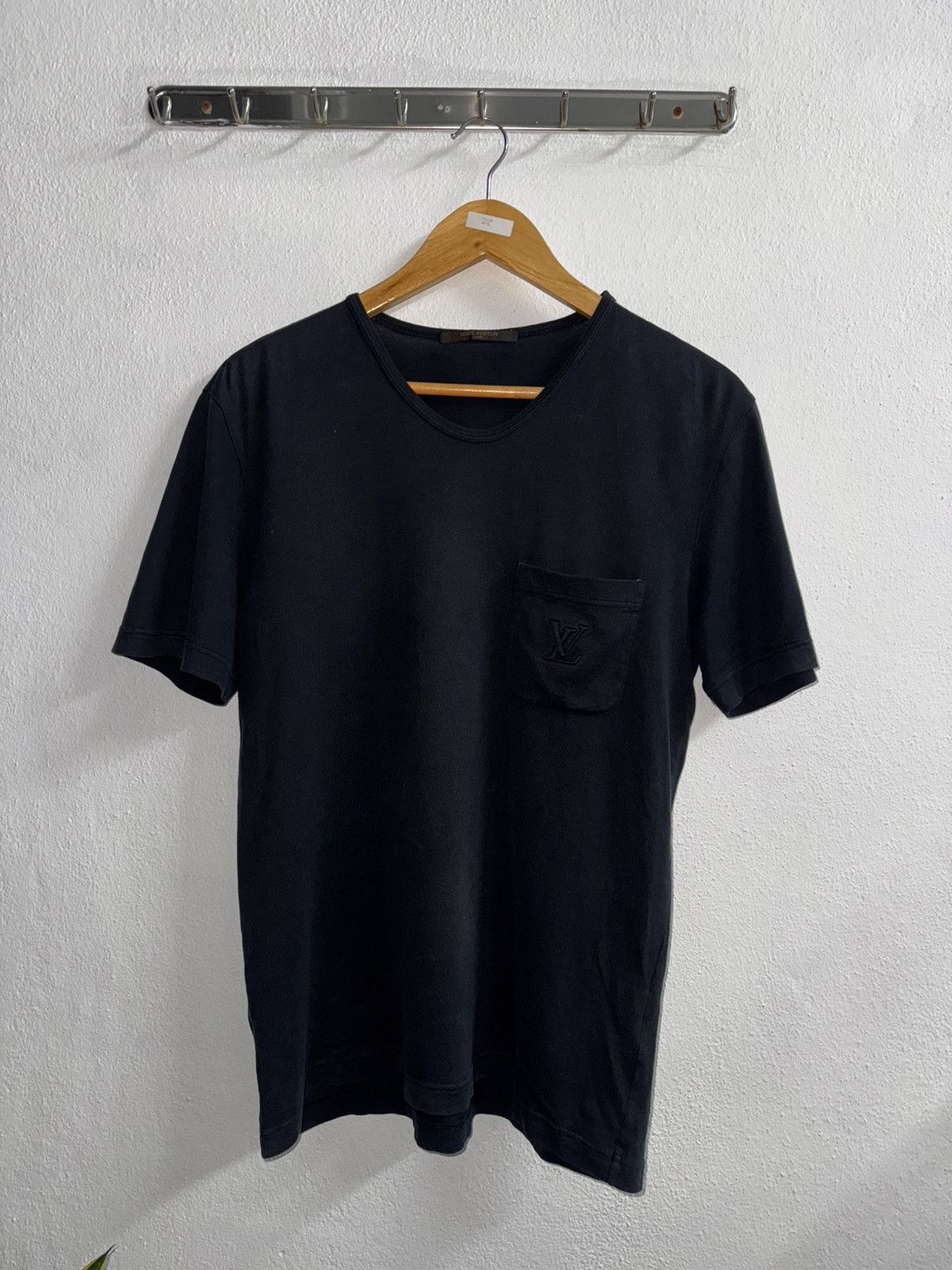 Louis Vuitton Vintage Louis Vuitton Pocket tee Size US S / EU 44-46 / 1 - 1 Thumbnail