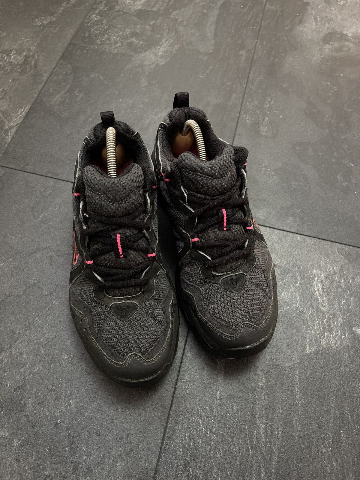 Nike ACG × Streetwear × Vintage Vintage Nike acg rare low top sneakers Size US 7.5 / IT 37.5 - 4 Thumbnail