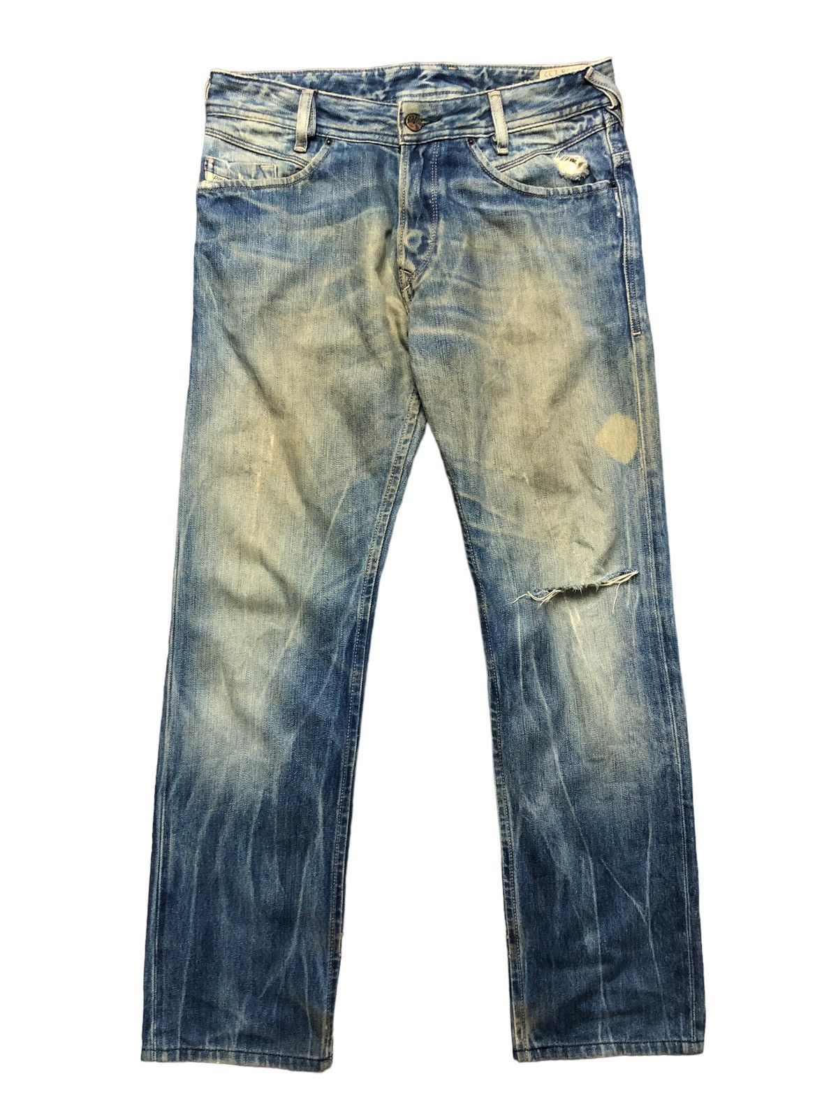 Diesel Vintage Diesel Distressed Dirty Faded Jeans Size US 32 / EU 48 - 1 Thumbnail