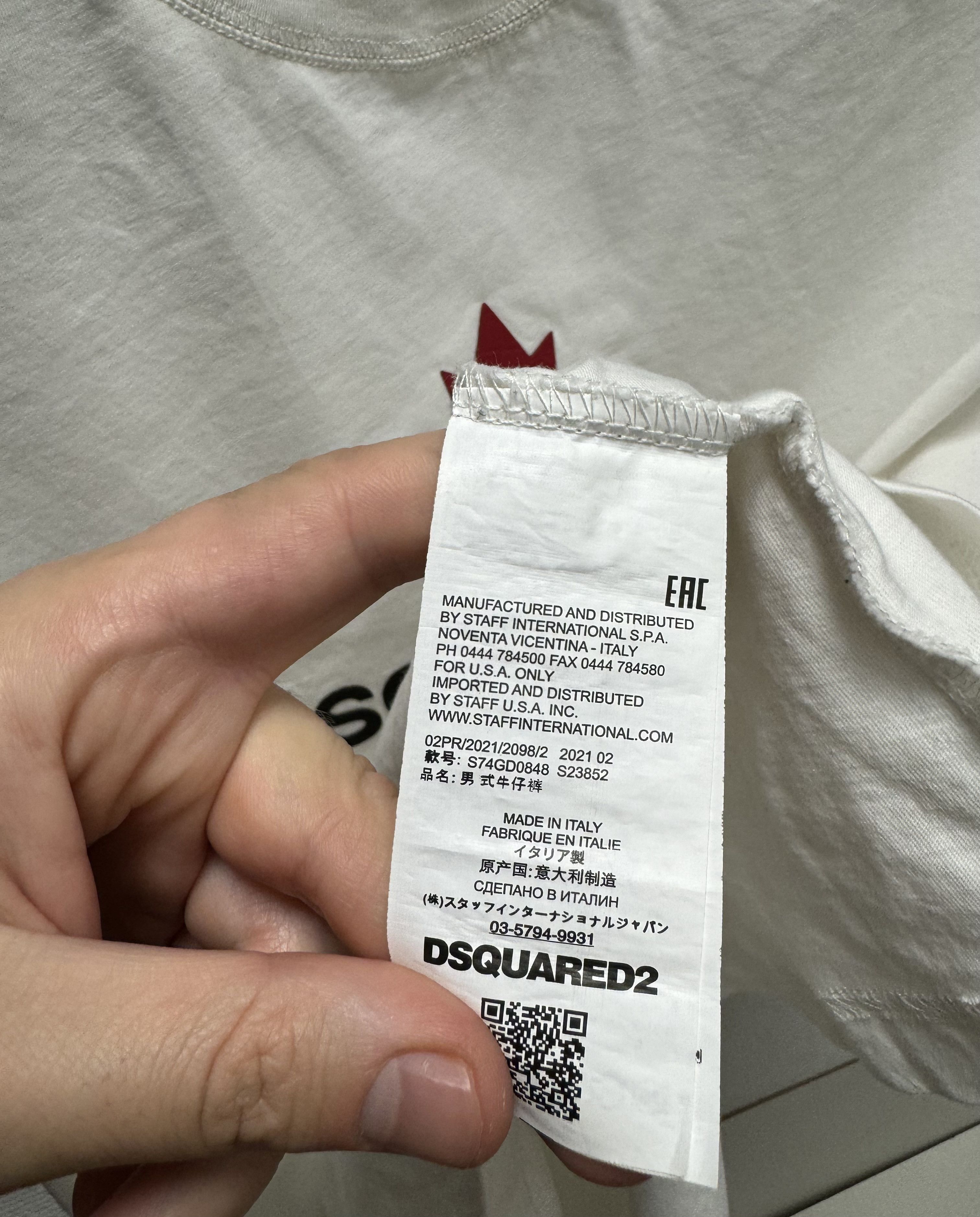 Dsquared2 Dsquared dsquared2 dsq big logo white t-shirt Xxl 2xl Size US XXL / EU 58 / 5 - 10 Thumbnail