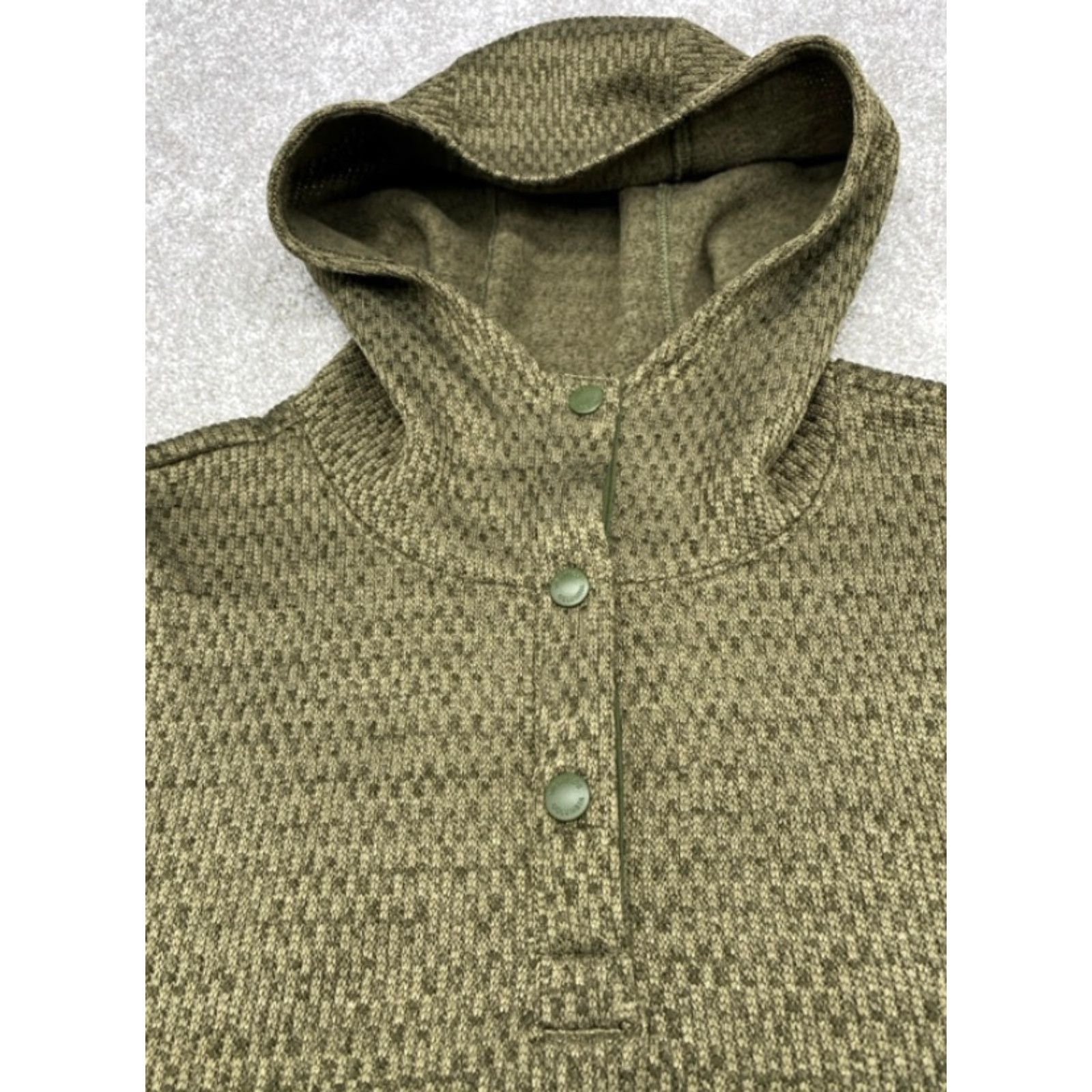 Olive Columbia Hoodie Women's M Pullover Knit Olive Green 1/4 Snap Embroidered Solid Poly 5906 Size M / US 6-8 / IT 42-44 - 4 Thumbnail