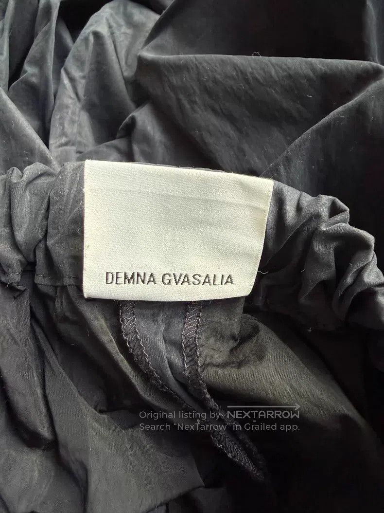 Vetements VETEMENTS size XS Striped Nylon Oversized Sports Pants Size US 27 - 5 Thumbnail
